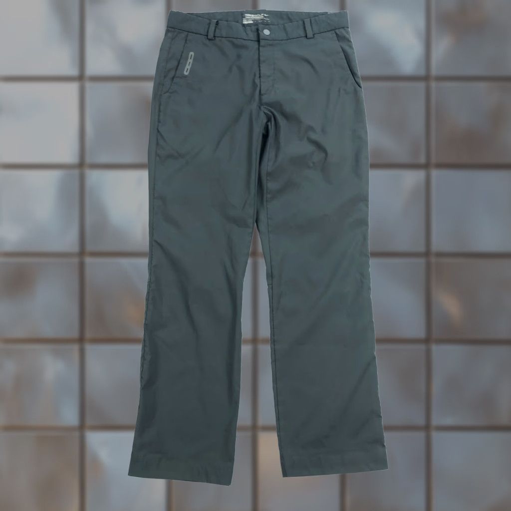 Nike Nike McIlroy Modern Tech Woven Golf Pants Mens 32x30 Gray Chino Straight Dep Women? Size US 32 / EU 48 - 1 Thumbnail