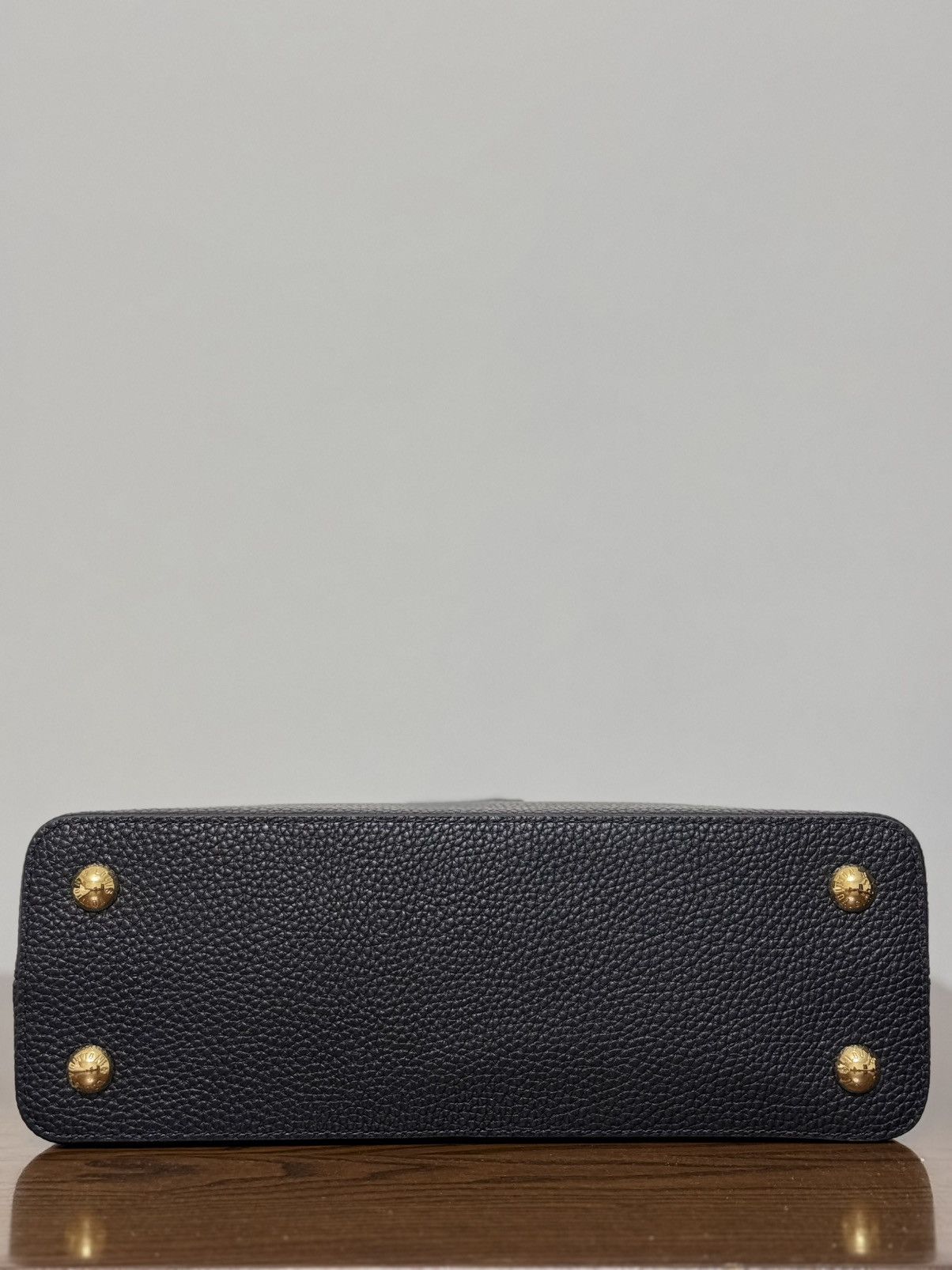 Louis Vuitton Bag Louis Vuitton Capuciness MM Size ONE SIZE - 7 Thumbnail