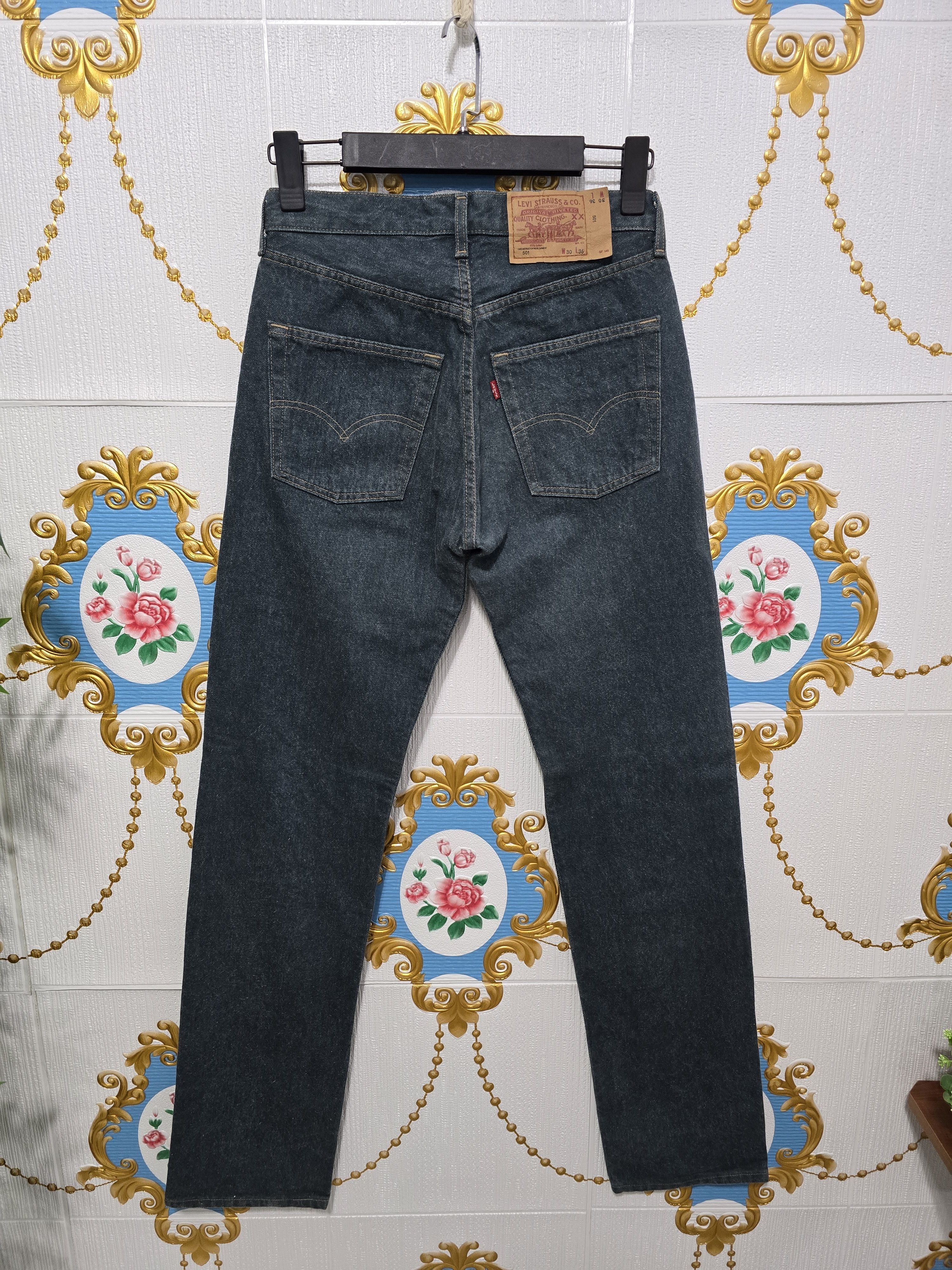 Levi's × Levi's Vintage Clothing × Vintage LEVI'S VINTAGE ,very rare Made in France like New Size US 30 / EU 46 - 11 Thumbnail
