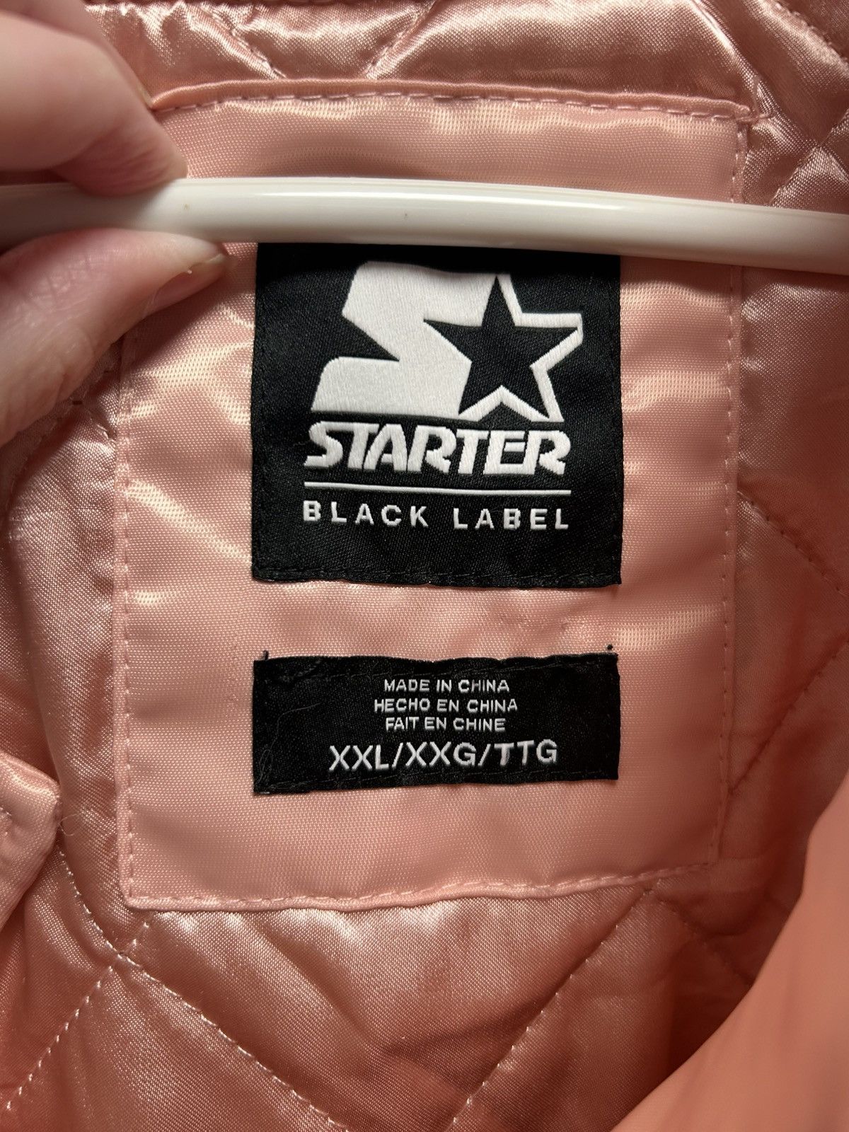 Starter Pink satin chicago bulls starter jacket Size US XXL / EU 58 / 5 - 3 Thumbnail