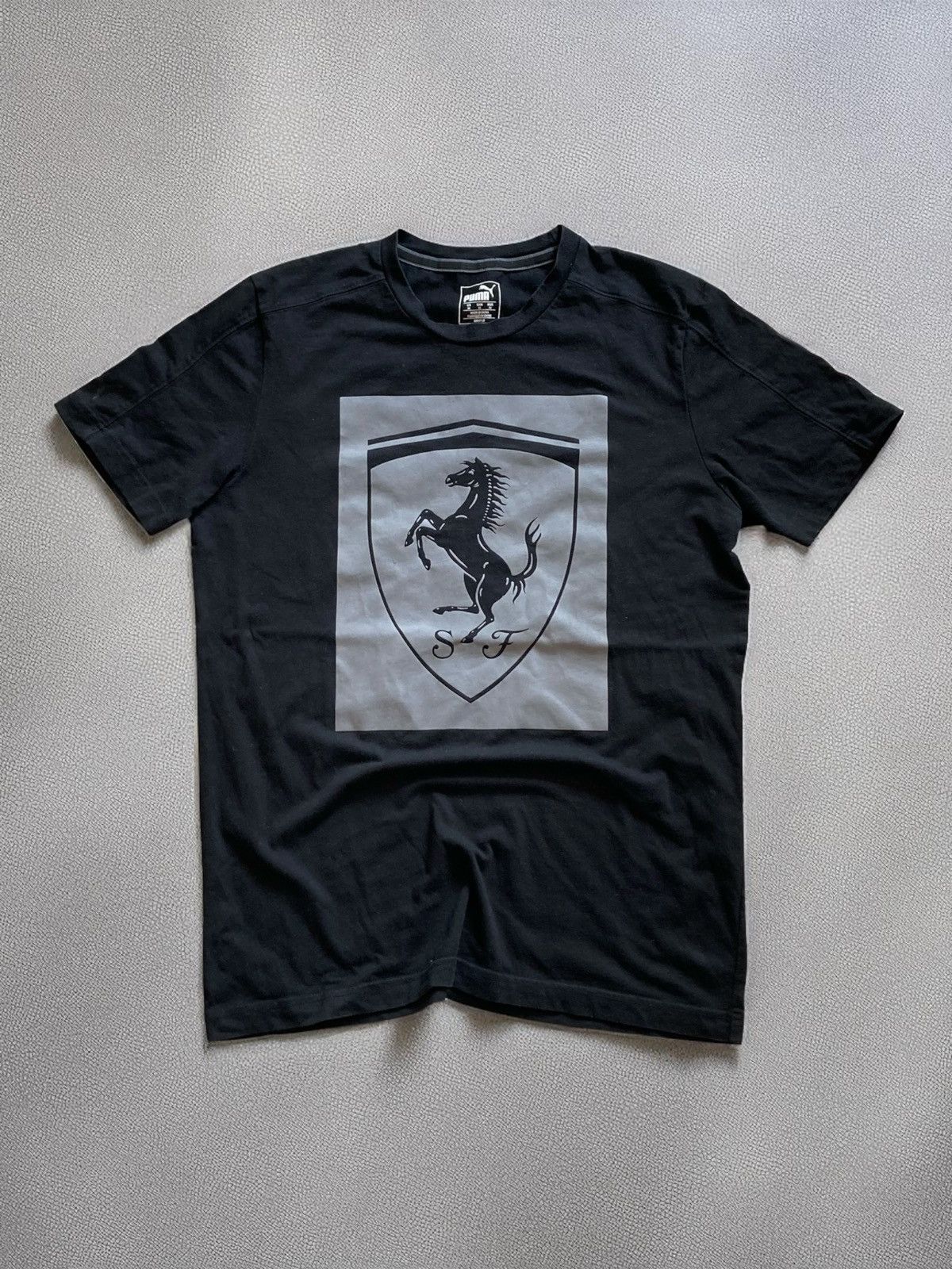 Ferrari × Formula 1 × Puma Puma scuderia Ferrari team F1 tee tshirt M Nascar racing y2k Size US M / EU 48-50 / 2 - 1 Thumbnail