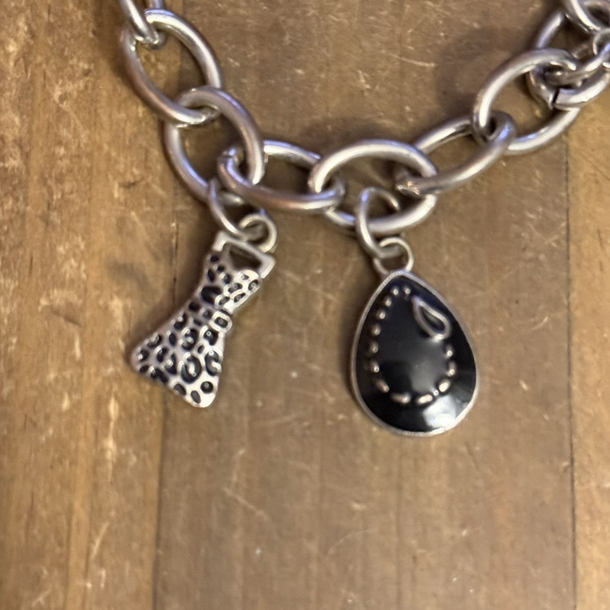 Other Chunky silver tone glam theme charm toggle bracelet Size ONE SIZE - 4 Thumbnail