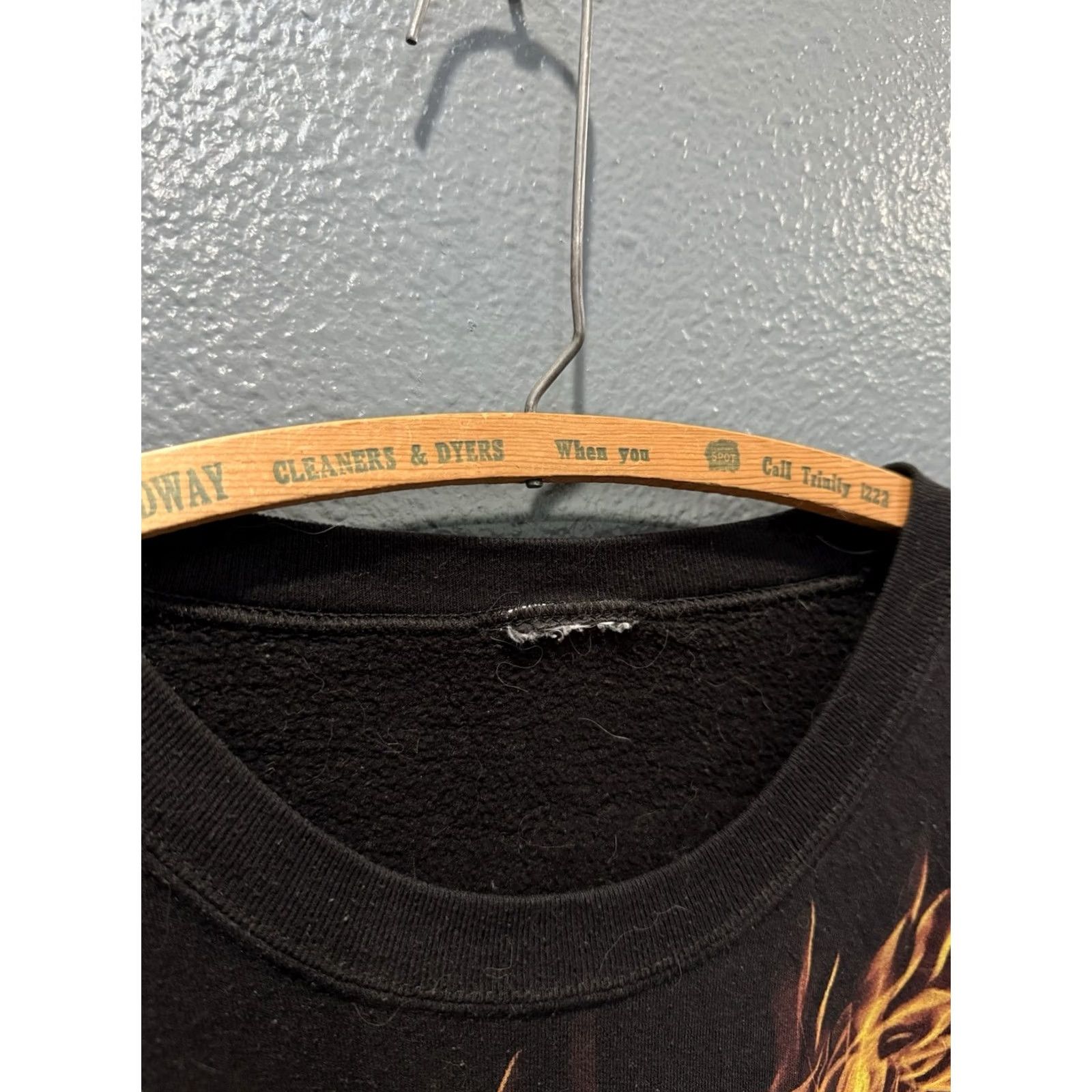 Harley Davidson VINTAGE Harley Davidson Sweatshirt 2XL Black Motorcycle Flames Graphic Pullover Mens Size US XL / EU 56 / 4 - 2 Thumbnail