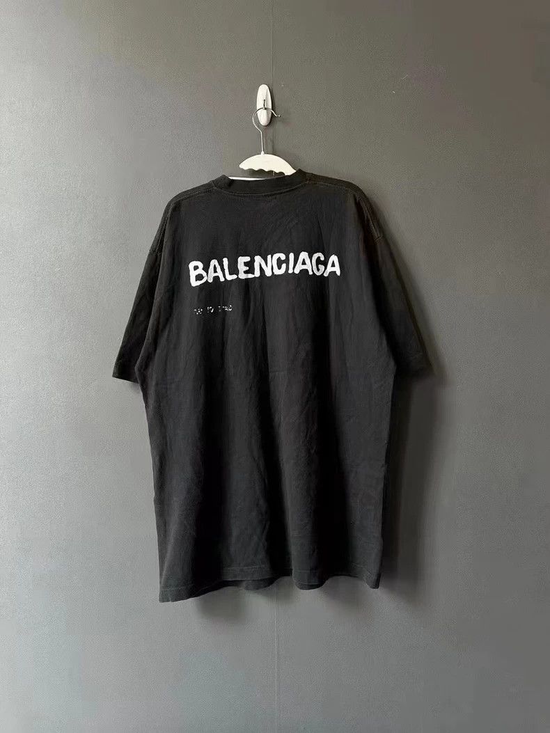 Balenciaga Balenciaga Graffiti short sleeves Size US S / EU 44-46 / 1 - 5 Thumbnail