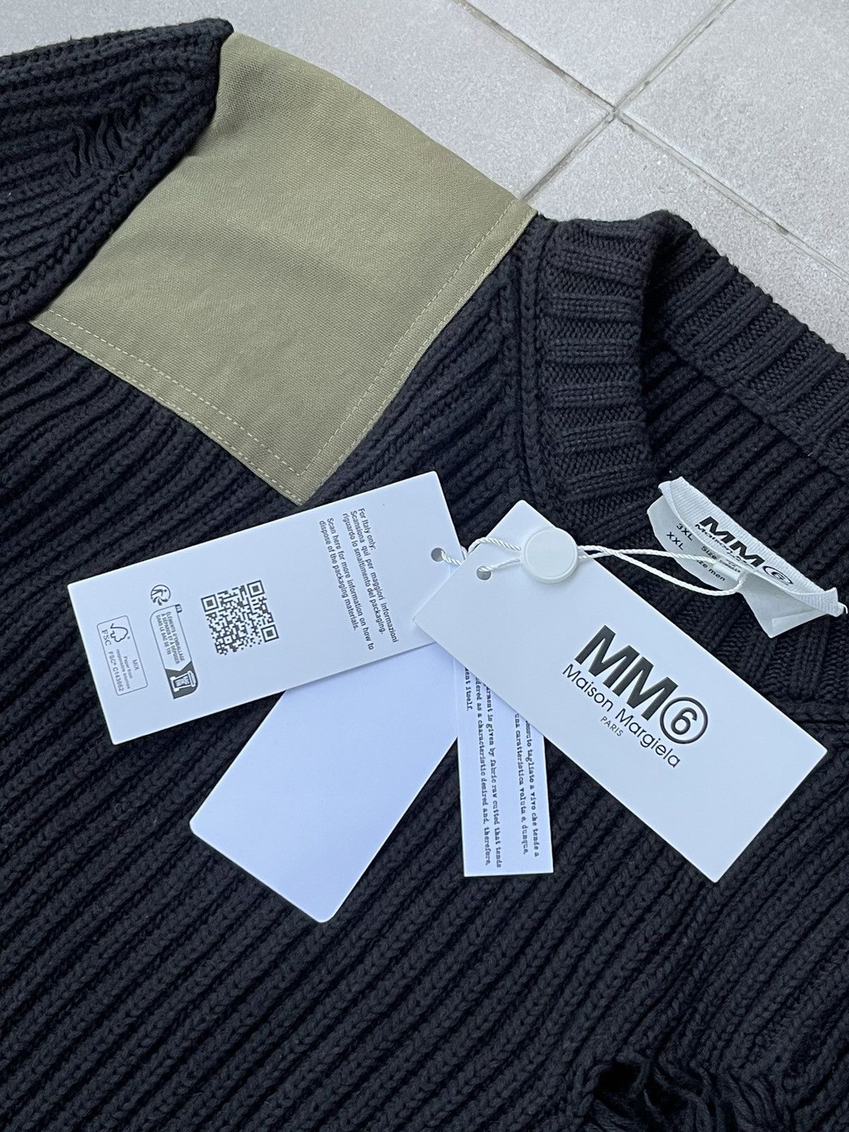 Maison Margiela !DS! SS23 Maison Margiela Distressed Black Knitted Sweater Size XXL / US 16-18 / IT 52-54 - 21 Thumbnail