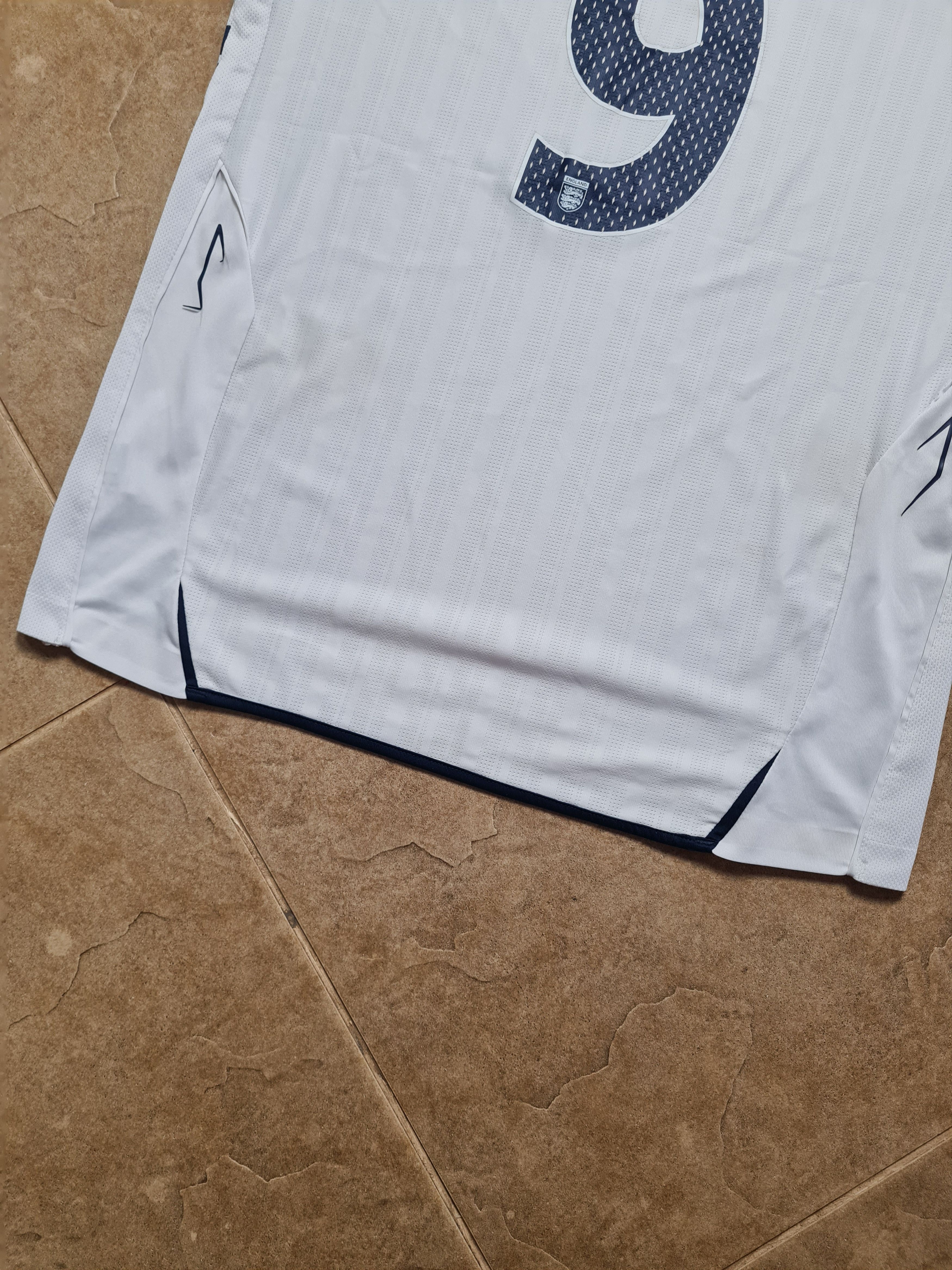 Umbro Vintage Umbro #9 Rooney ENGLAND 2008/2010 Football Soccer Size US L / EU 52-54 / 3 - 18 Thumbnail