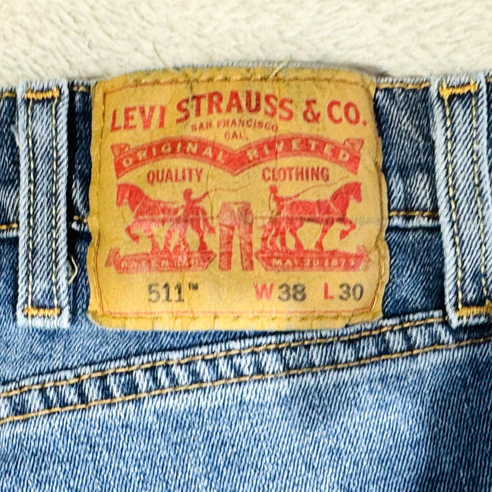 Levi's Levi's 511 Jeans Slim Taper Blue Medium Wash Zip Fly Men 38x30 Denim Stretch Pockets Logo Size US 38 / EU 54 - 4 Thumbnail