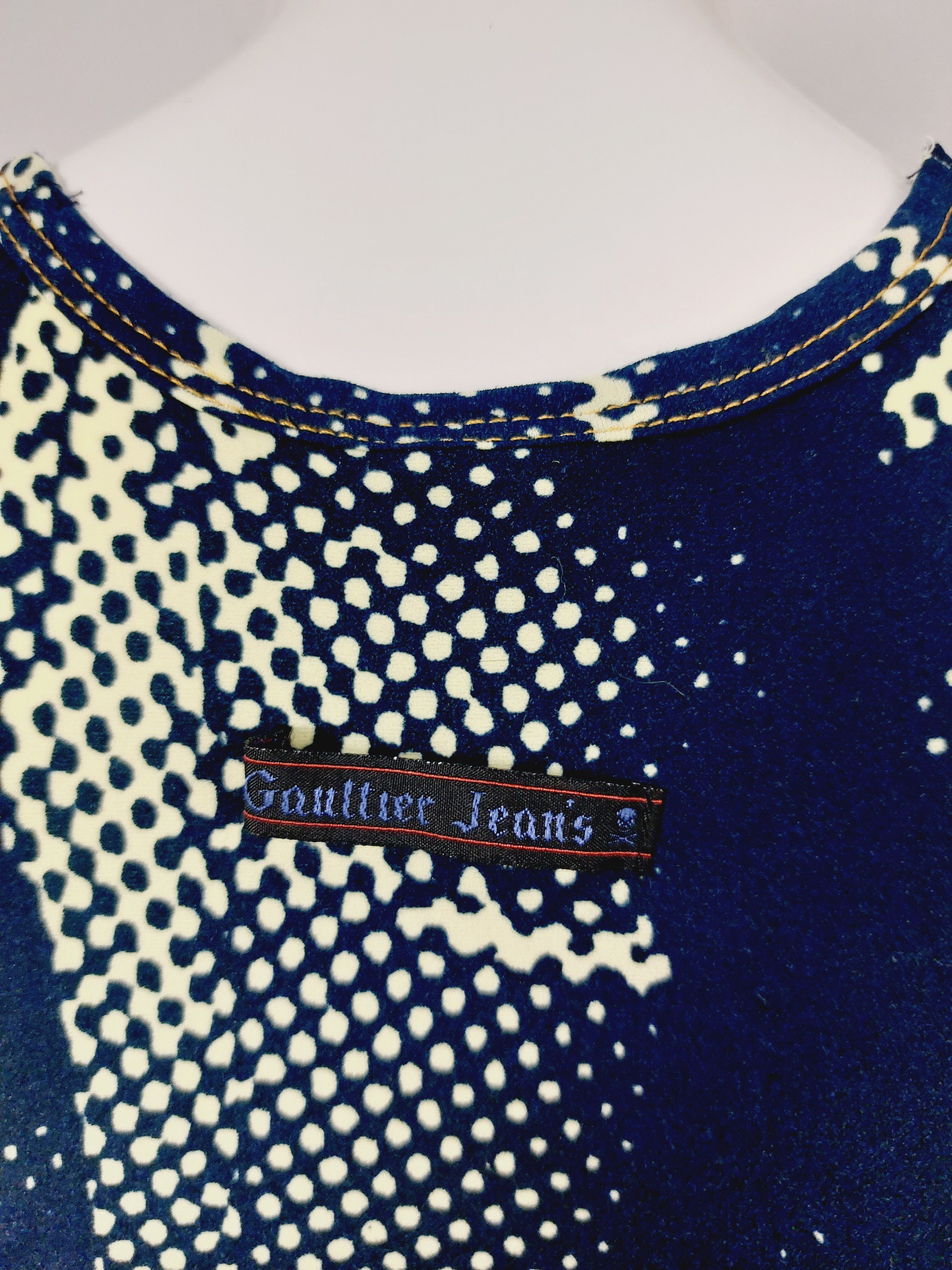 Jean Paul Gaultier Jean Paul Gaultier 1997 Anarchy Fight Racism Top Tee Size US XXS / EU 40 - 5 Thumbnail