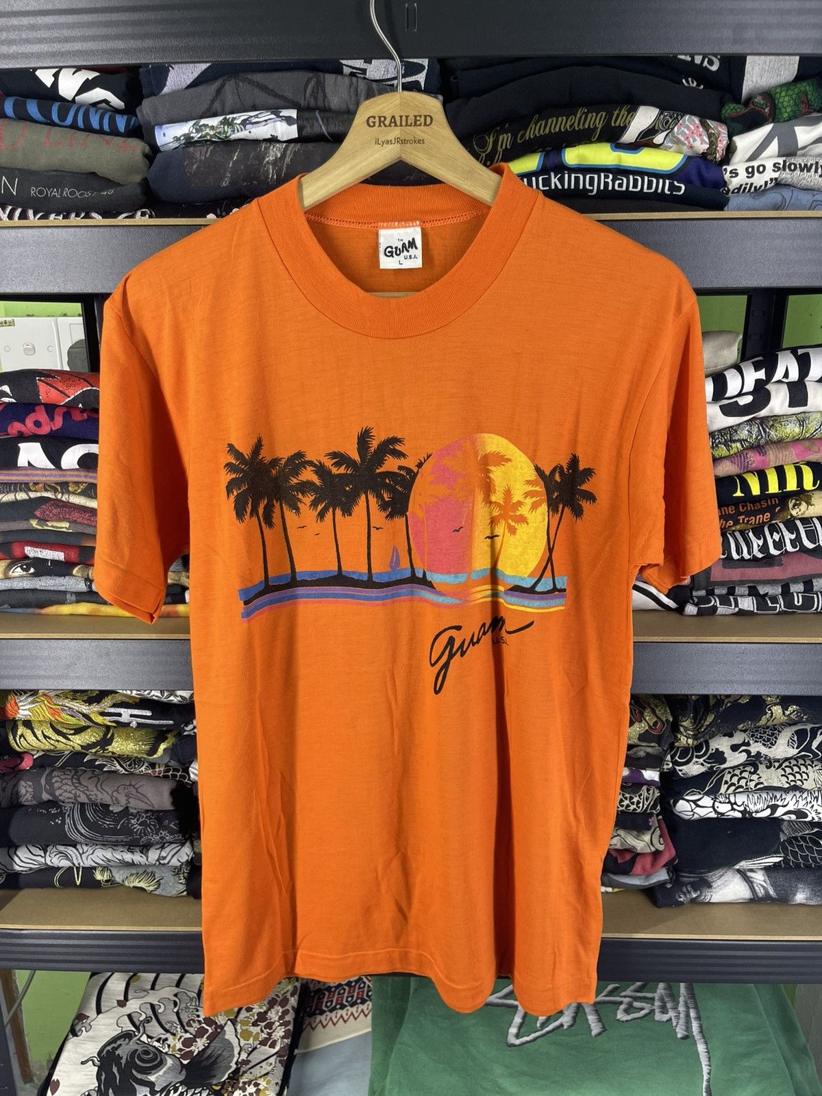 Vintage Vintage 80's Hawaiian Guam USA Oren Shirt Tee Size US L / EU 52-54 / 3 - 1 Thumbnail