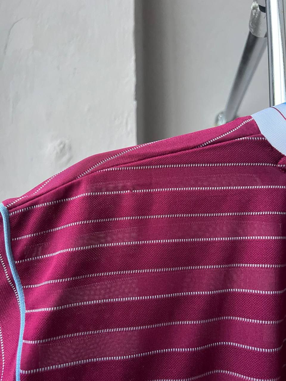 Vintage 1986 WEST HAM UNITED RETRO REMAKE SOCCER JERSEY SHIRT XL Size US XL / EU 56 / 4 - 13 Thumbnail