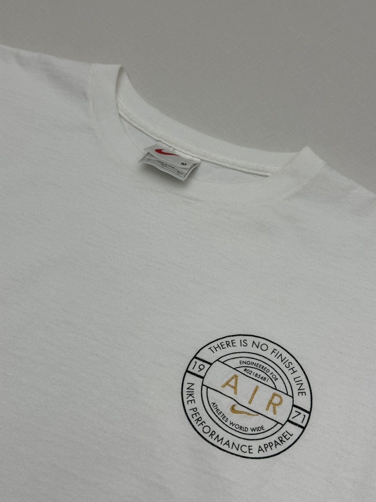 Nike Vintage 90s Nike There Is No Finish Line Round Logo Tshirt M Size US M / EU 48-50 / 2 - 5 Thumbnail
