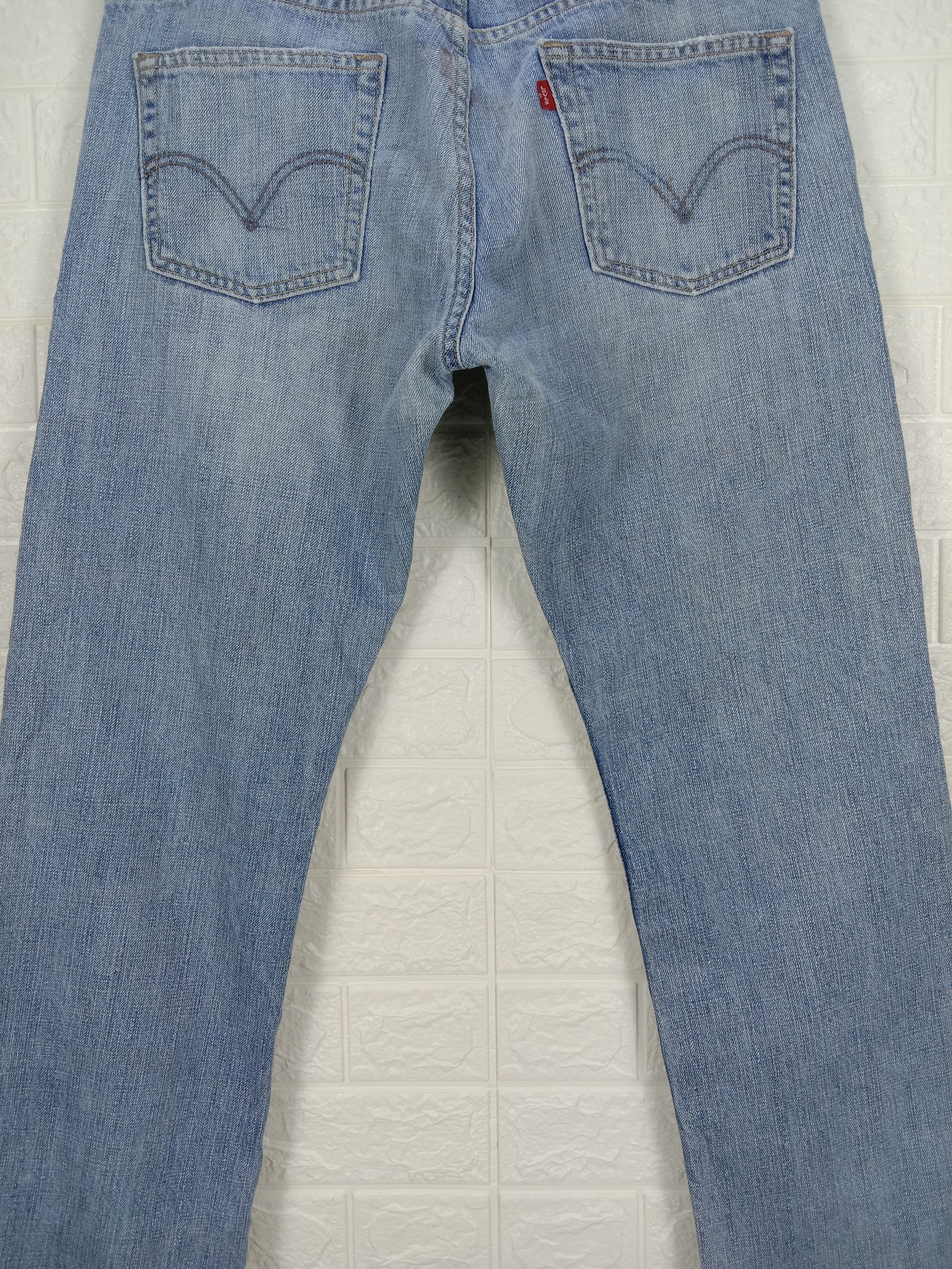 Levi's Vintage Levi's 514 Jeans Light Wash Slim Straight Denim Size US 34 / EU 50 - 7 Thumbnail