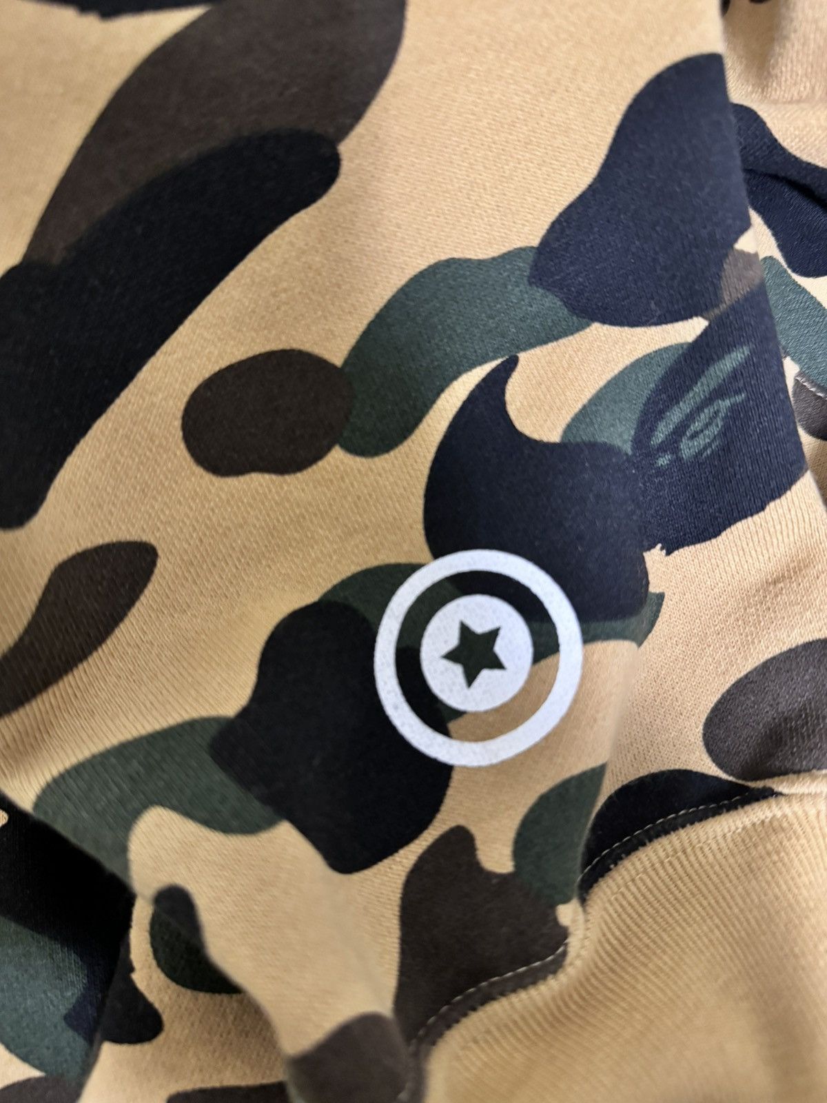 Bape A Bathing Ape Ultimate 1st Camo PONR Shark Half Zip Raglan Size US XL / EU 56 / 4 - 8 Thumbnail