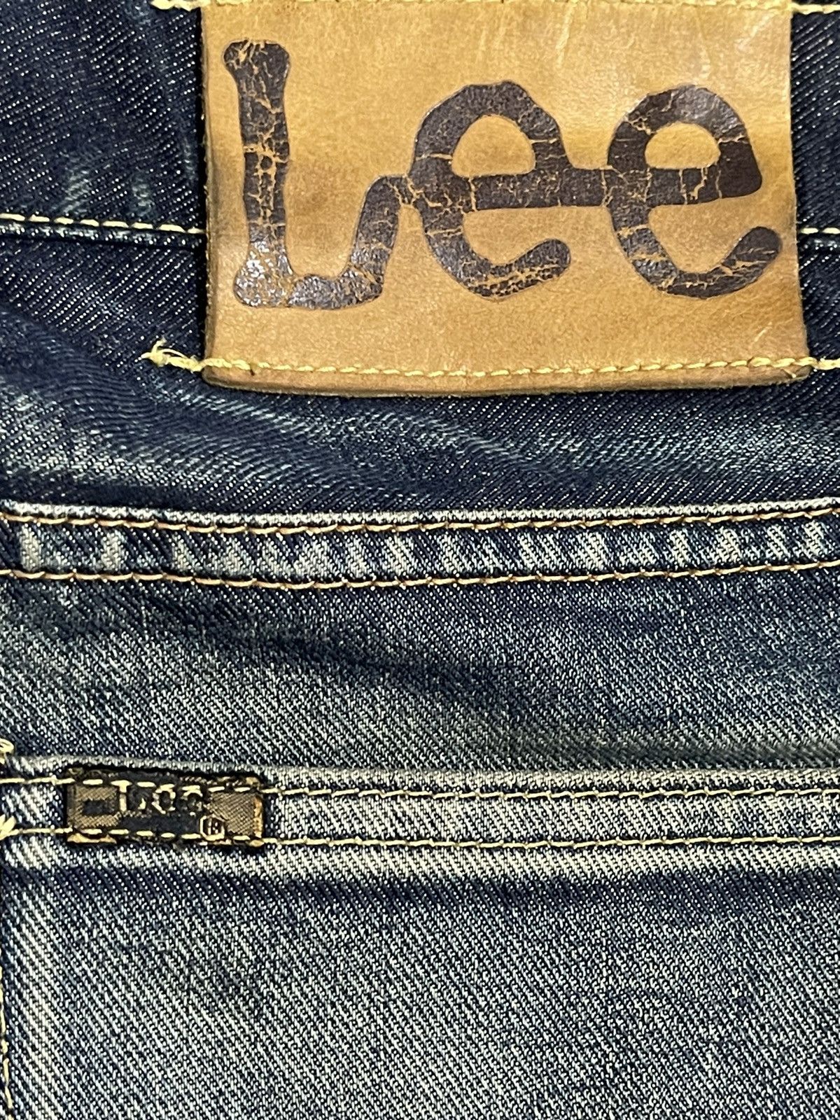 Lee Vintage 90s Lee Blue Faded Wash Style Distressed Jeans Size US 30 / EU 46 - 9 Thumbnail