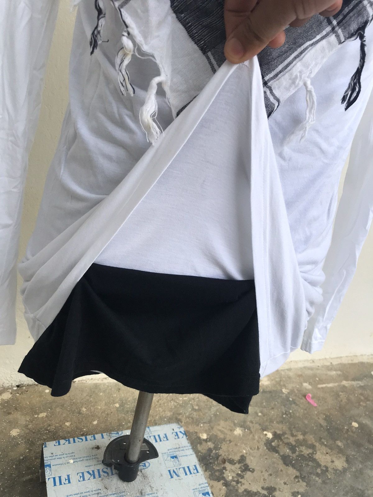If Six Was Nine × Le Grande Bleu (L.G.B.) × Von Dutch Von Dutch Double Layer Long Sleeve Distress Tshirt Size US S / EU 44-46 / 1 - 6 Thumbnail