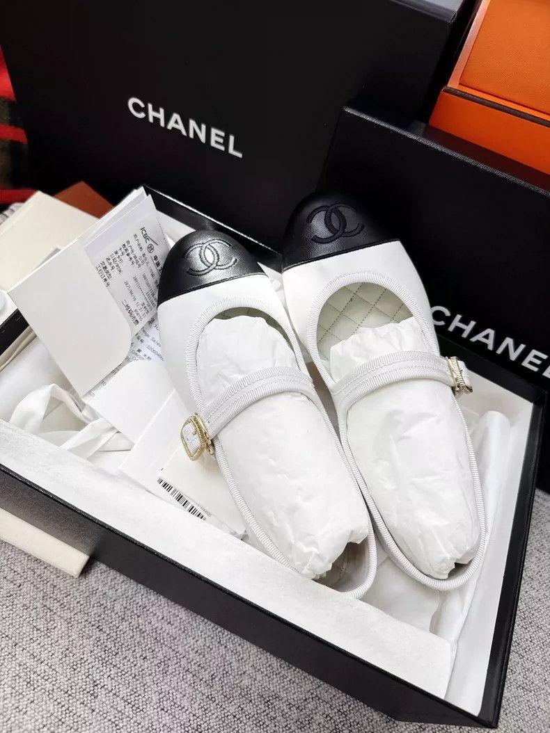 Chanel Chanel White and Black Mary Jane Flat Shoes Size US 8 / IT 38 - 6 Thumbnail