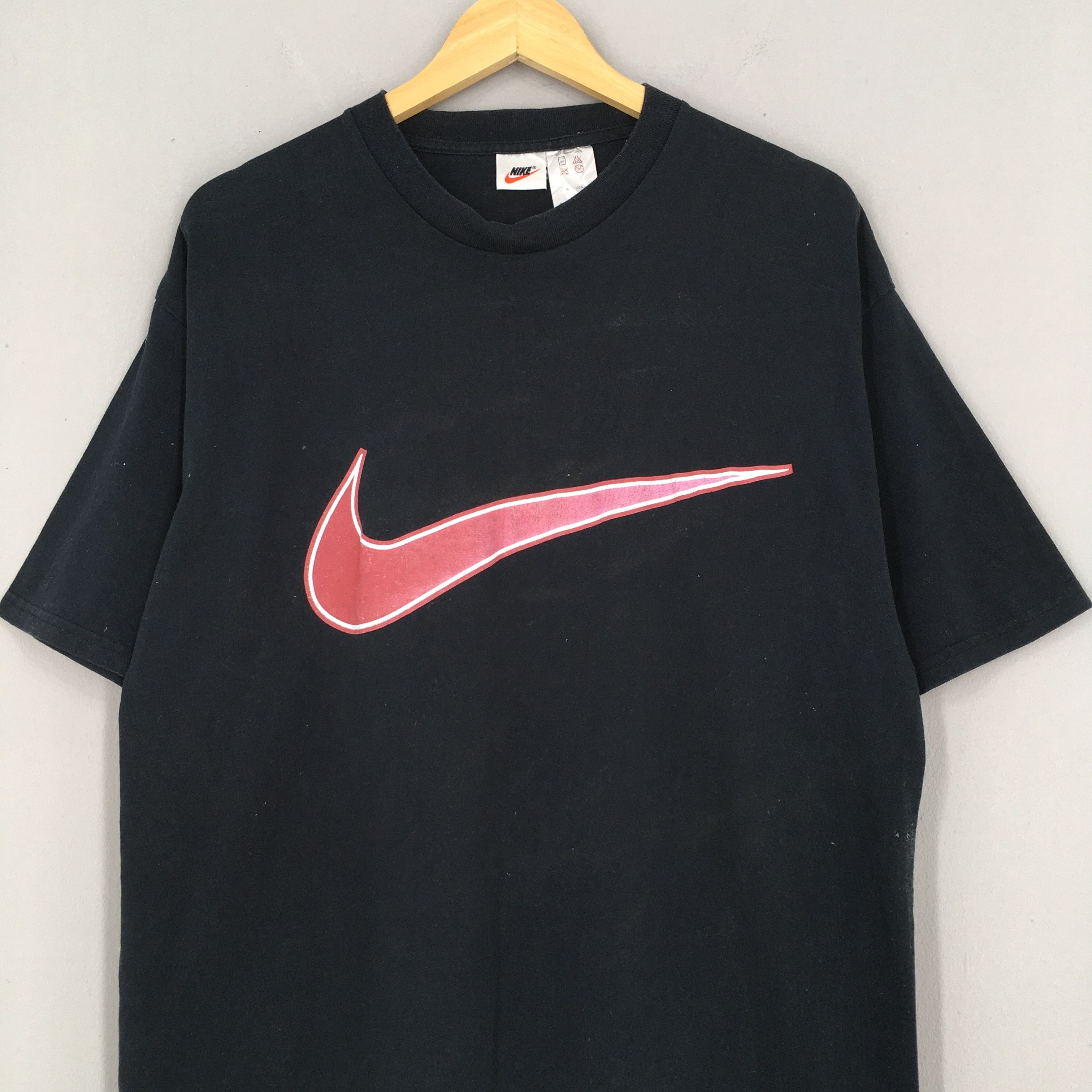 Nike Vintage 90's Nike Swoosh Tshirt Large Size US L / EU 52-54 / 3 - 2 Thumbnail