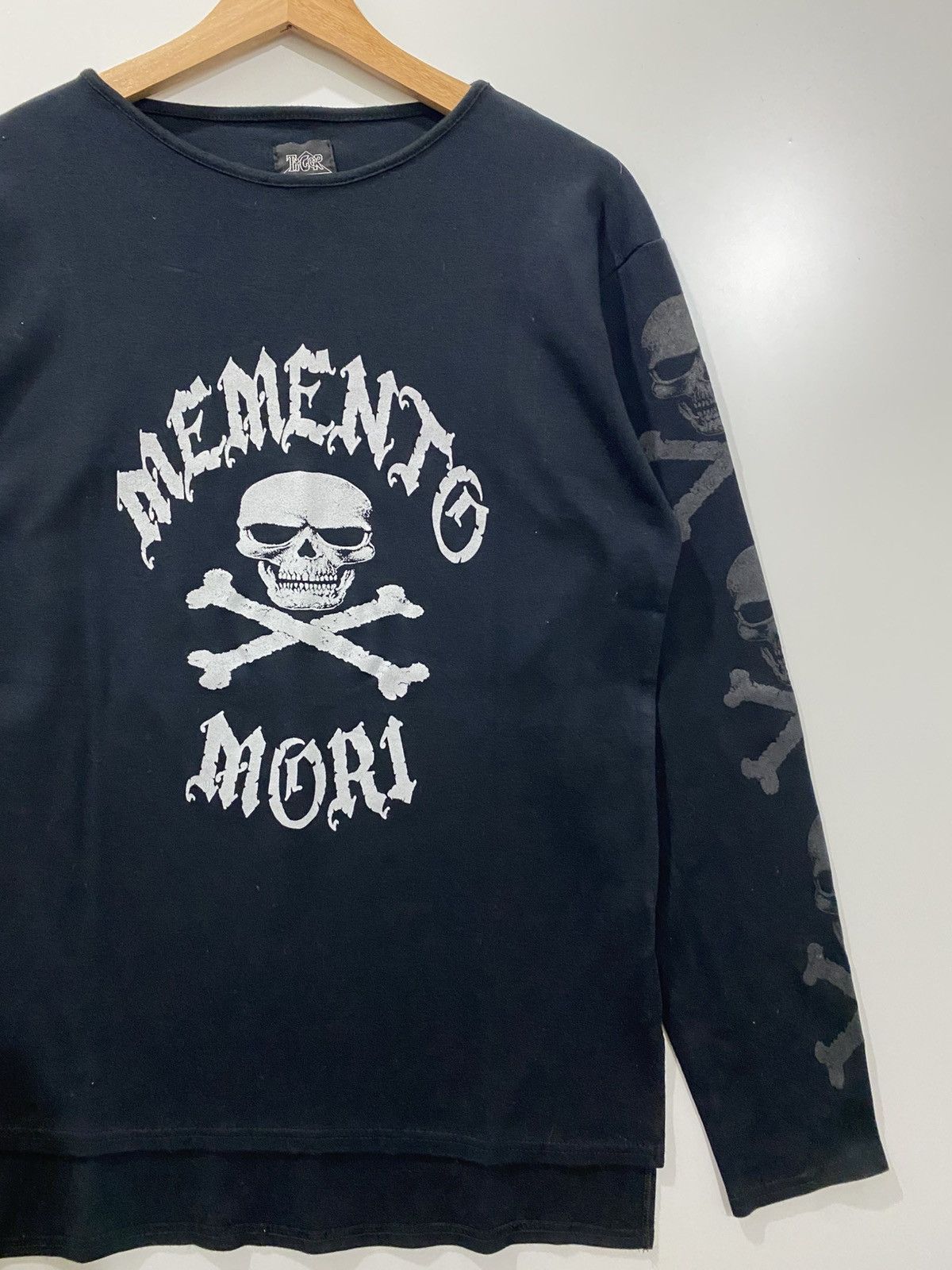 Vintage Tiger of London "Memento Mori" Size US M / EU 48-50 / 2 - 2 Thumbnail