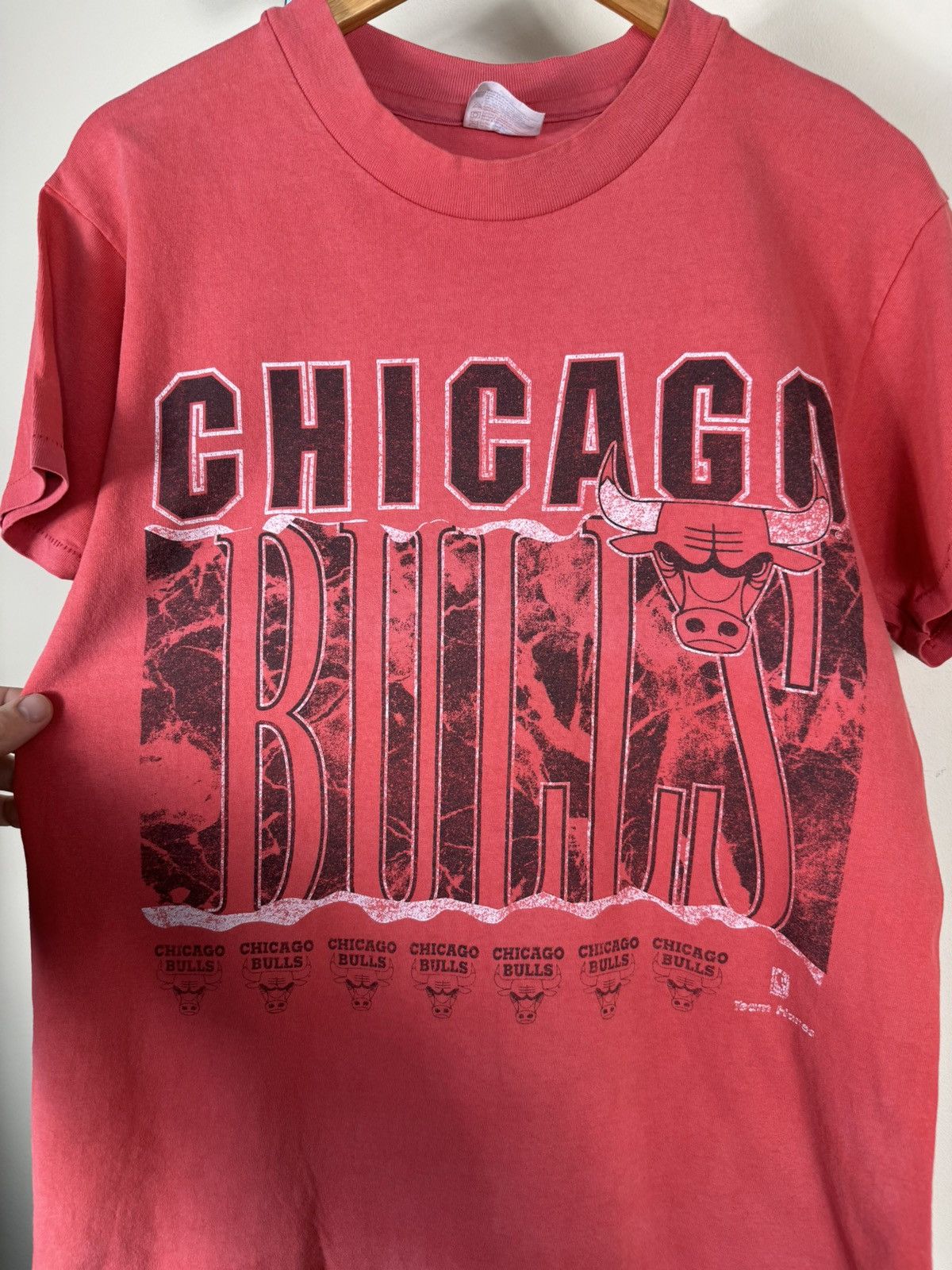 NBA × Vintage Vintage 90’s Chicago Bulls single stitch t shirts Size US M / EU 48-50 / 2 - 2 Thumbnail