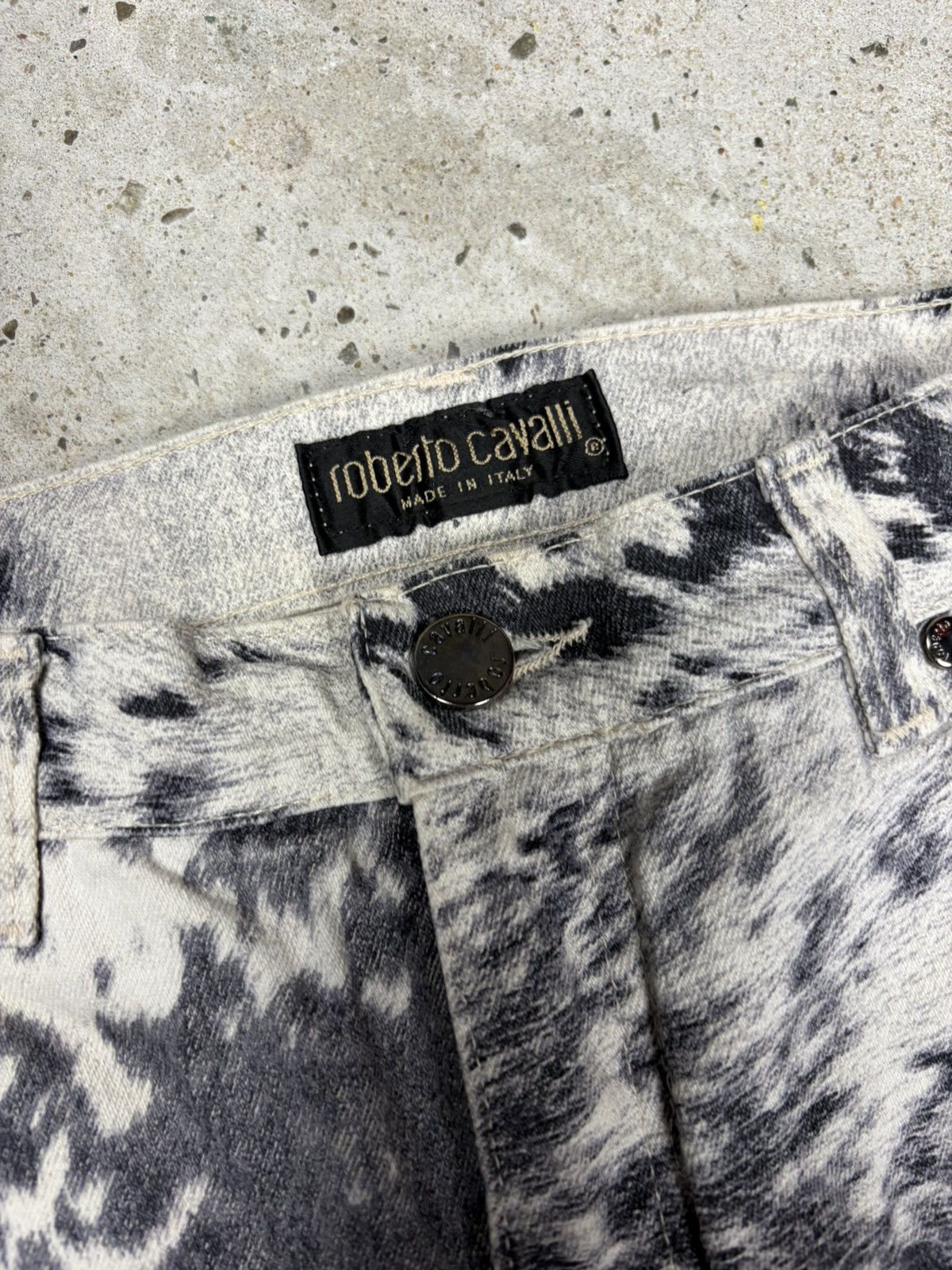 Roberto Cavalli FW1999 Roberto Cavalli Furry Cawprint Movement Pants Size 28" / US 6 / IT 42 - 3 Thumbnail