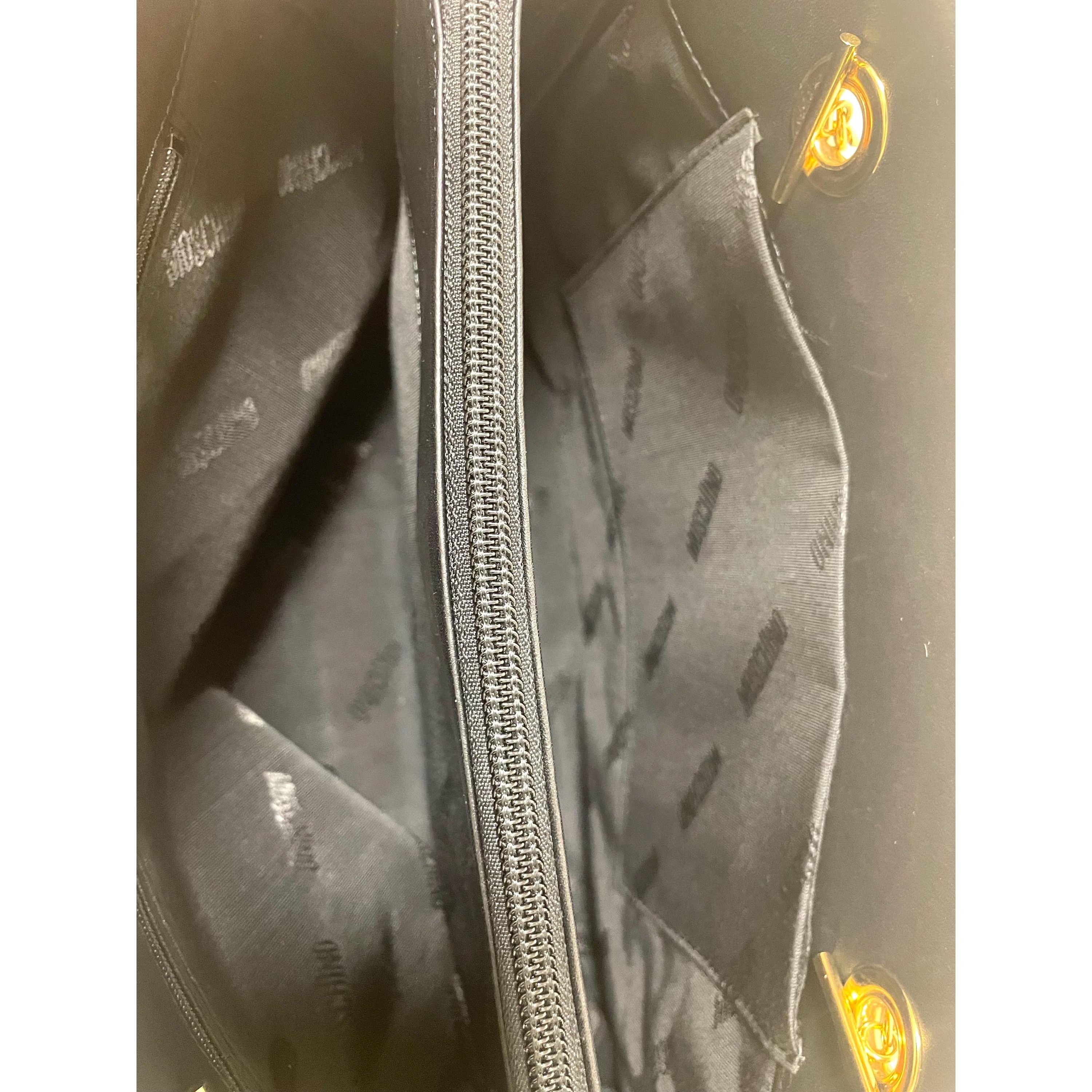 Moschino Vintage MOSCHINO black heart shape quilting tote bag Size ONE SIZE - 9 Thumbnail