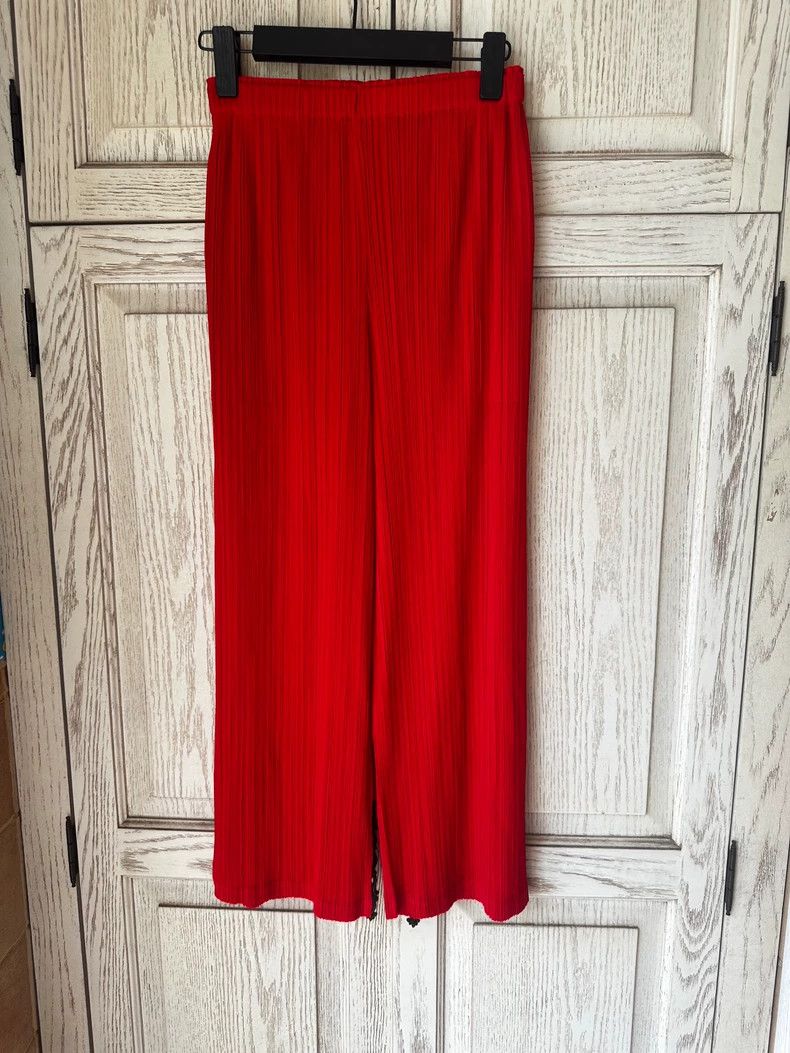 Issey Miyake Issey Miyake size:1 Colorful red pleated trousers Size 22" - 2 Thumbnail