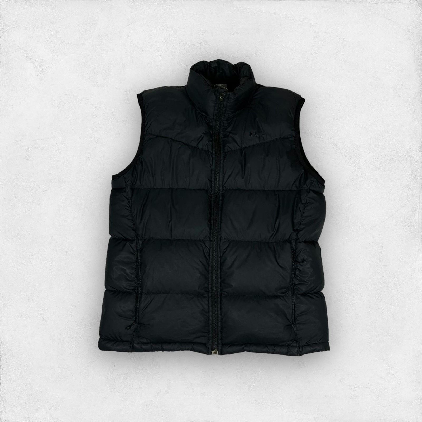 Nike × Vintage Nike Adults Black Full Zip Outdoor Duck Down Puffer Vest S Size US S / EU 44-46 / 1 - 1 Thumbnail