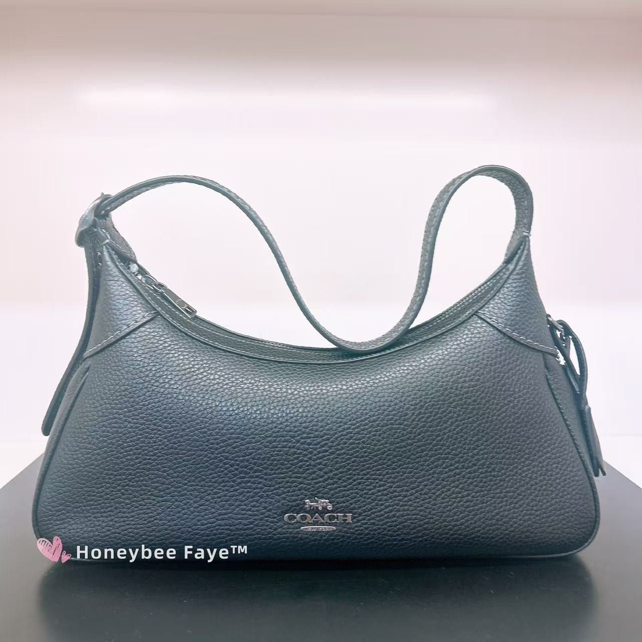 Coach Ella Small Shoulder Bag CDV36 Size ONE SIZE - 1 Thumbnail