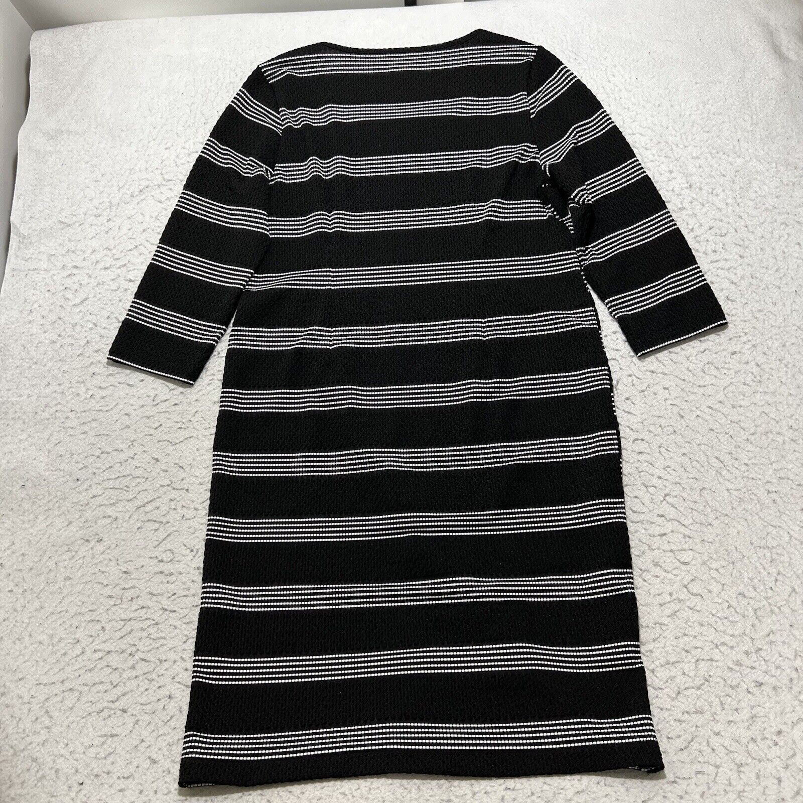 Chicos Chico's Black & White 3/4 Sleeve Shift Wrap Dress Size M / US 6-8 / IT 42-44 - 10 Thumbnail
