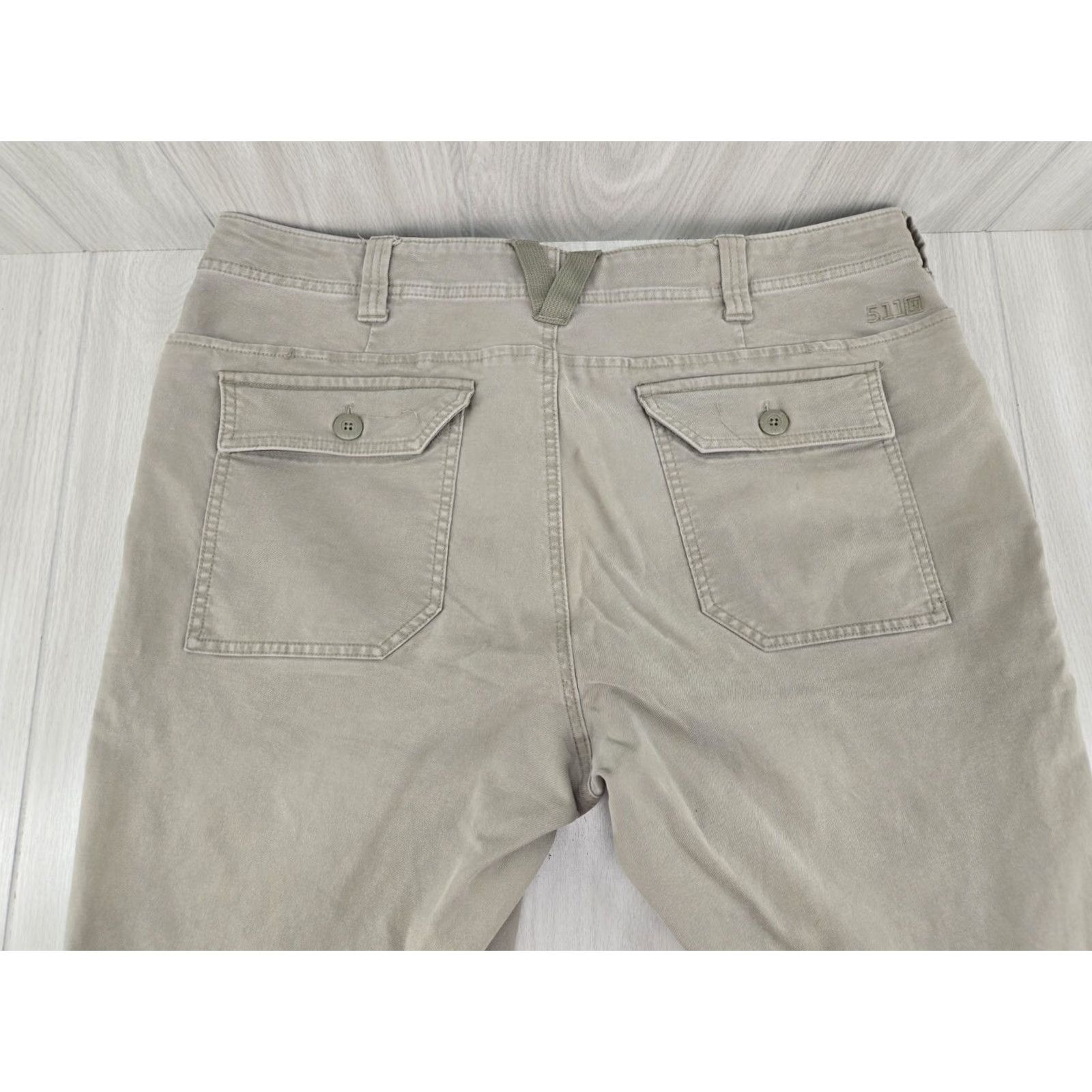 Vintage VINTAGE 5.11 Tactical Series Pants Mens Size 40/34 Green Style 74528 Cargo Straight Reg Mens Size US 40 / EU 56 - 7 Thumbnail