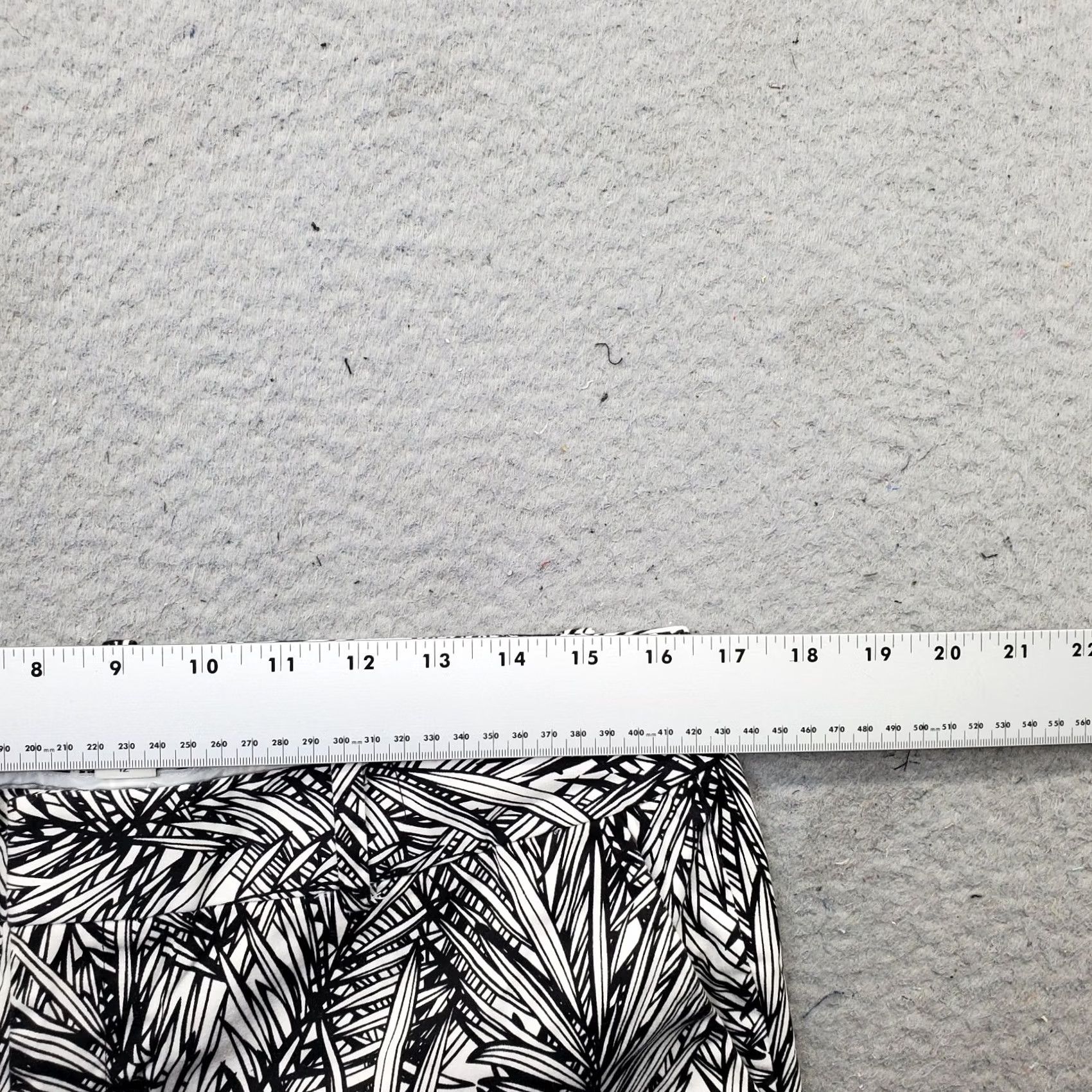 Coldwater Creek Coldwater Creek Womens Size 12 Multicolor Palm Leaf Ankle Pants Straight Leg Regular Fit Size 34" / US 12 / IT 48 - 6 Thumbnail