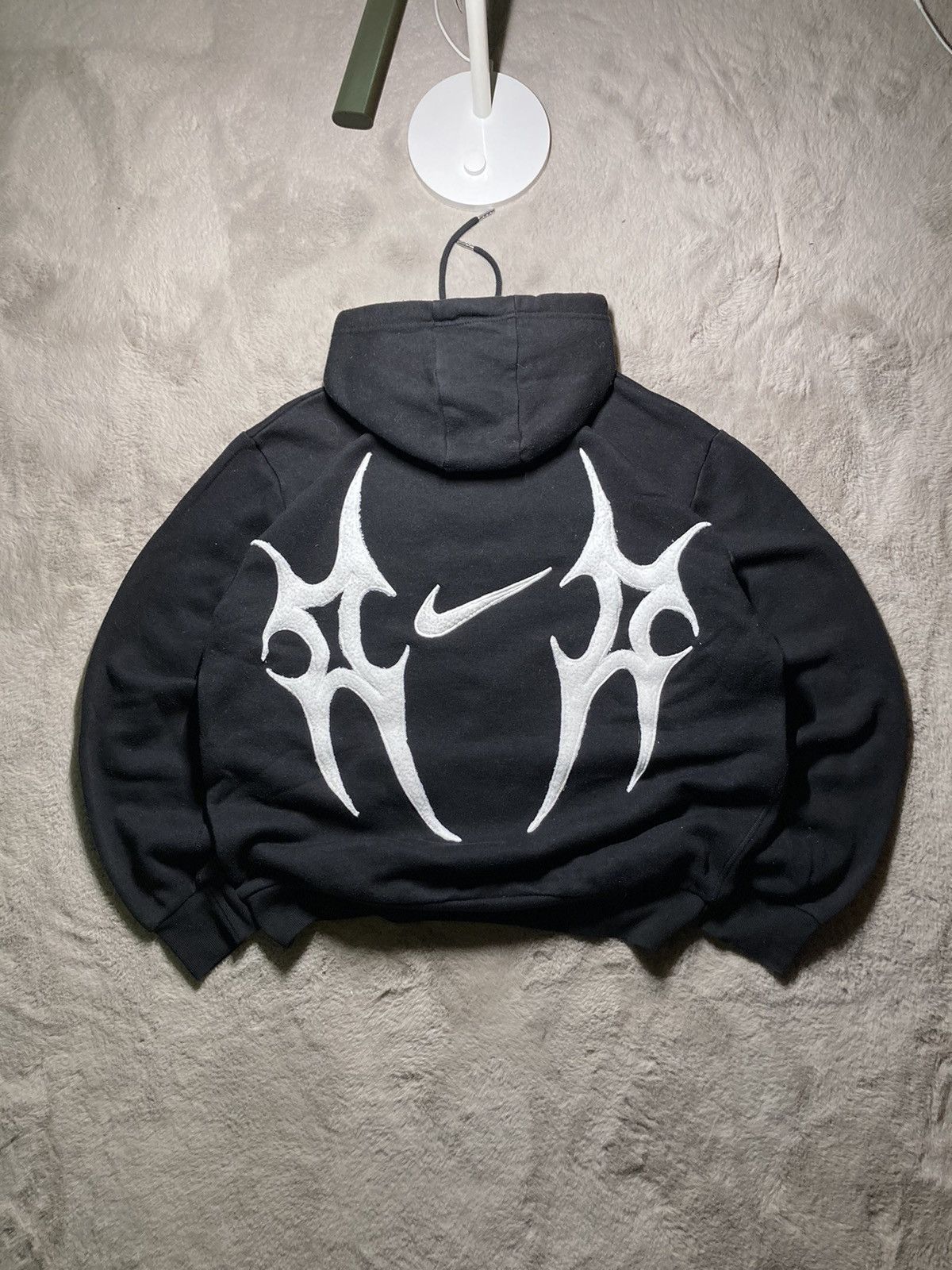 Nike ⛩️Nike Custom Hoodie Rare Y2K Punk Rock Devil Cross Hearts L⛩️ Size US M / EU 48-50 / 2 - 1 Thumbnail