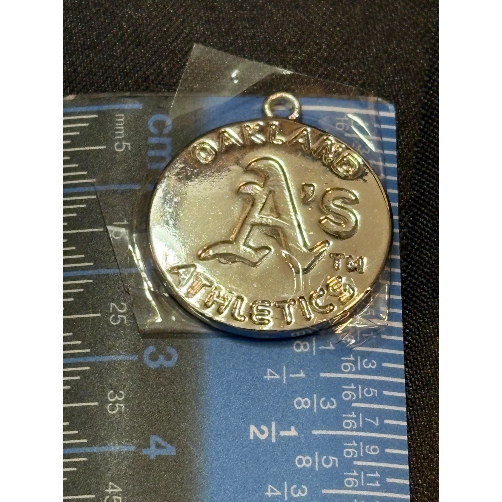 & Other Stories Vintage Oakland Athletics A’s Pendant CHICO 5g New Old Stock Size ONE SIZE - 4 Thumbnail