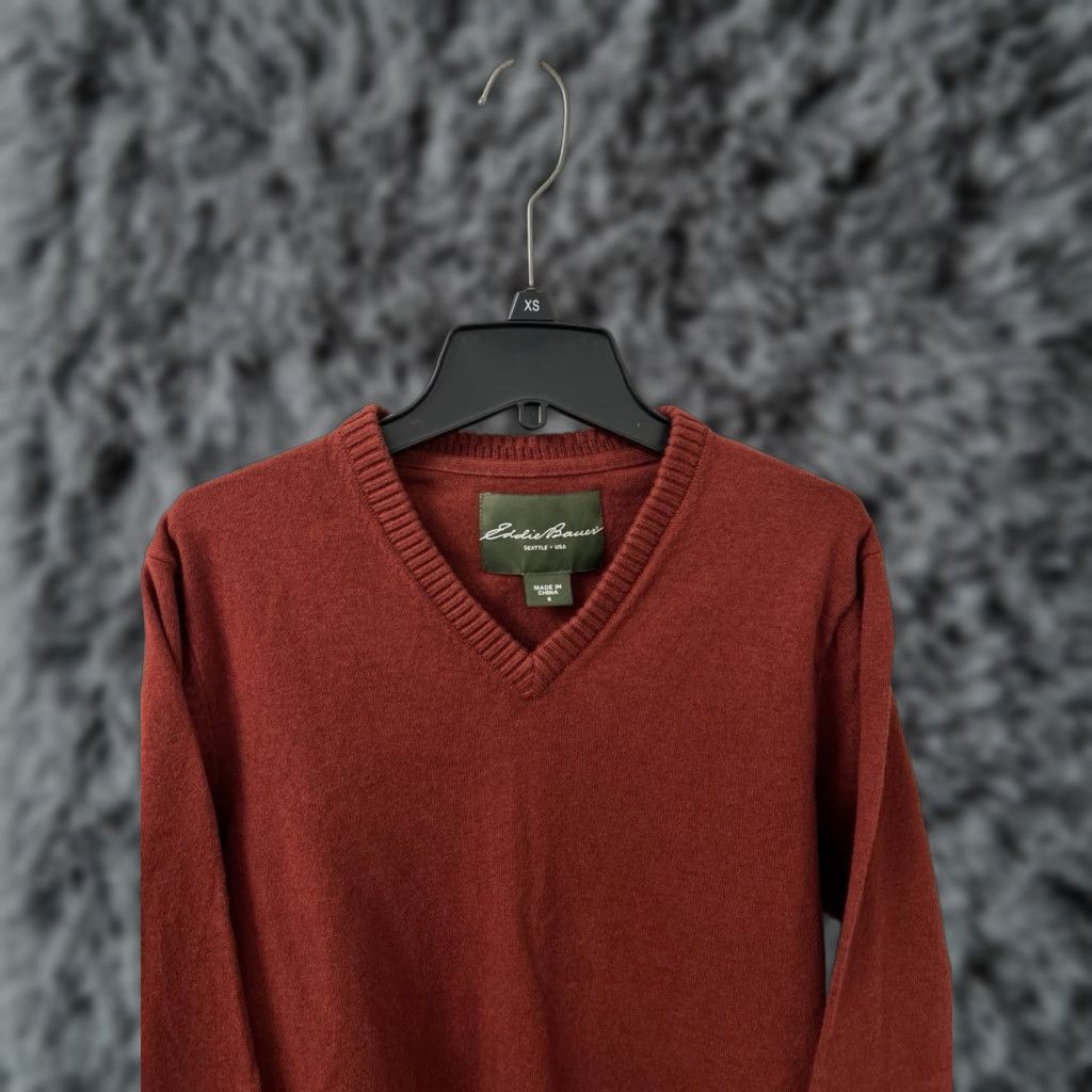 Eddie Bauer Eddie Bauer Sweater V-Neck Mens Size S Red Cashmere Cotton Knit Pullover L/S Regular Size US S / EU 44-46 / 1 - 1 Thumbnail