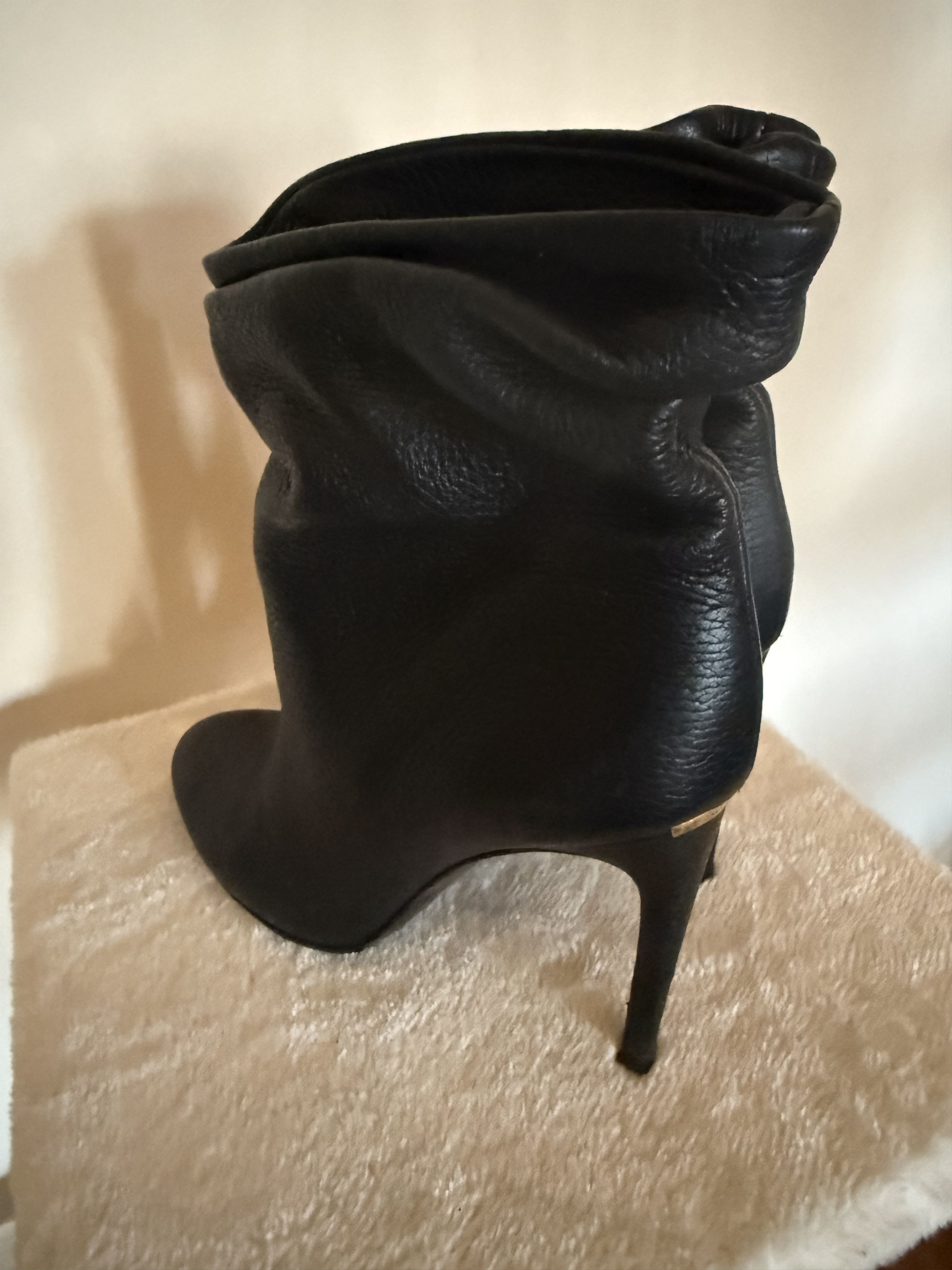Burberry Burberry Burlison slouchy leather heels Size US 9 / IT 39 - 1 Thumbnail