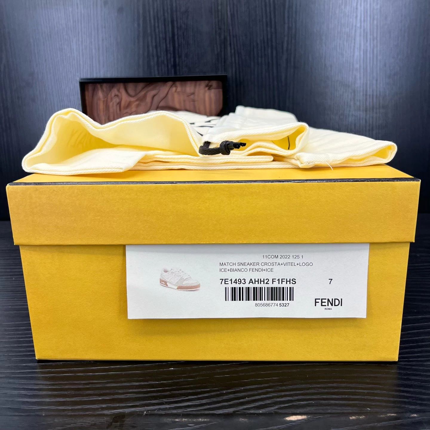 Fendi Fendi Match White Gray US7/41EU Size US 7.5 / EU 40-41 - 9 Thumbnail
