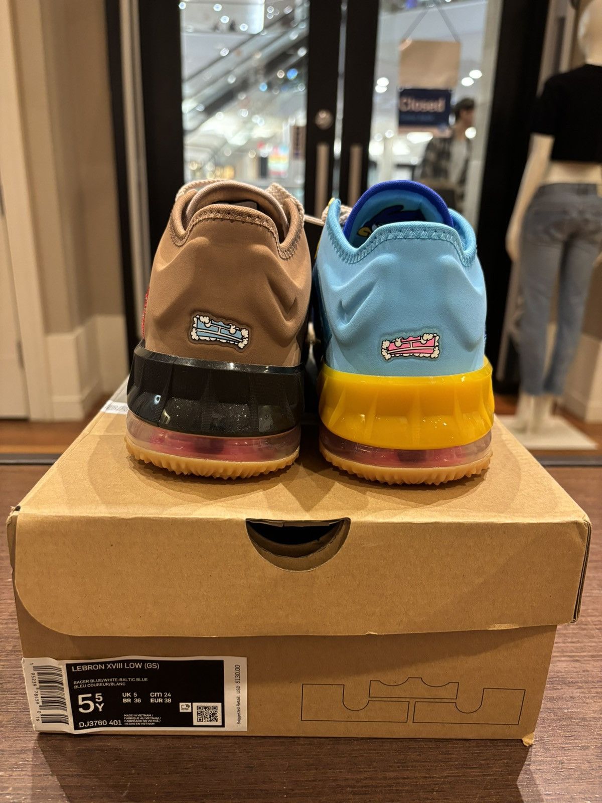 Nike Lebron 18 ‘Wild E. vs. Roadrunner’ Size US 5.5 / EU 38 - 3 Thumbnail