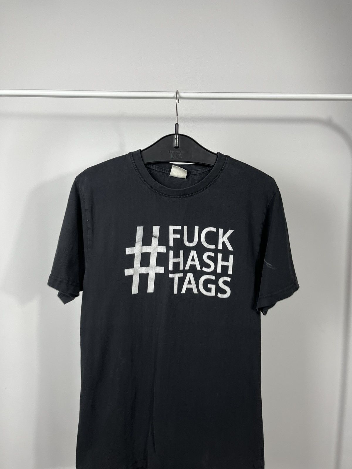 Other Vintage Black Graphic T Shirt Fuck Hashtags Streetwear Size US L / EU 52-54 / 3 - 2 Thumbnail