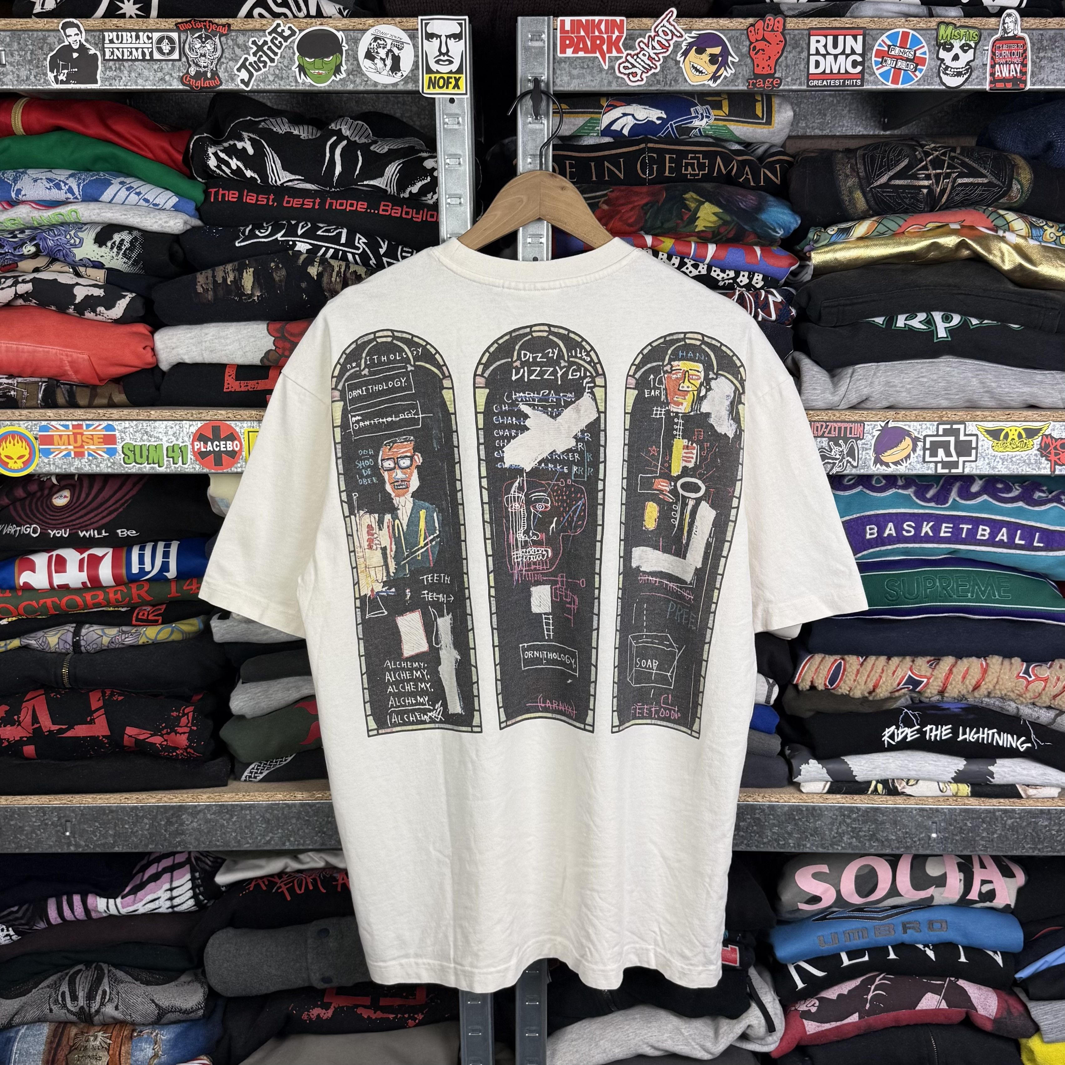 H&M × Jean-Michel Basquiat × Who Decides War WHO DECIDES WAR x BASQUIAT x H&M RELAXED FIT T-SHIRT Size US S / EU 44-46 / 1 - 1 Thumbnail