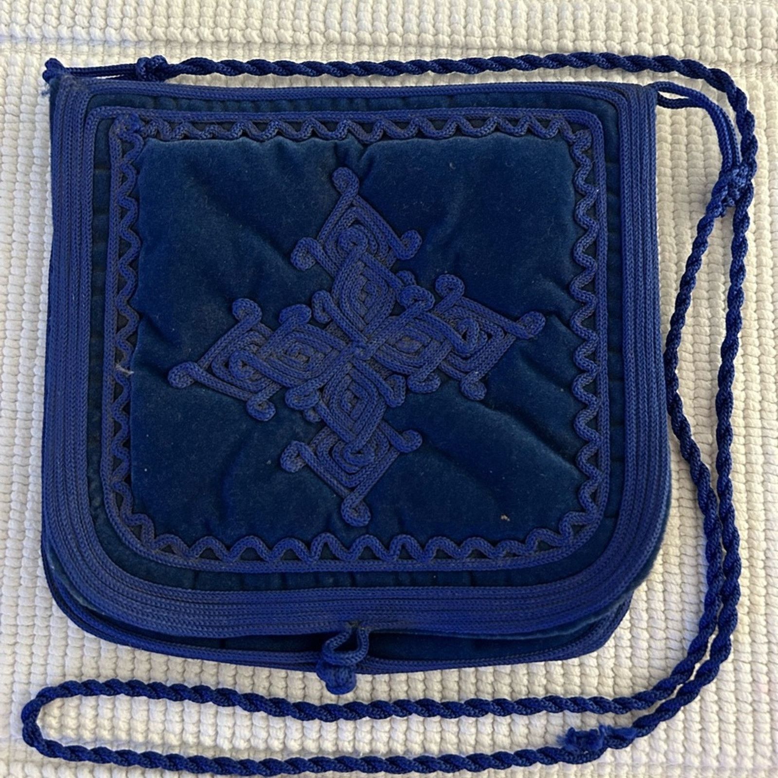 & Other Stories Morrocan, Berber royal blue embroidered velvet women’s bag Size ONE SIZE - 1 Thumbnail