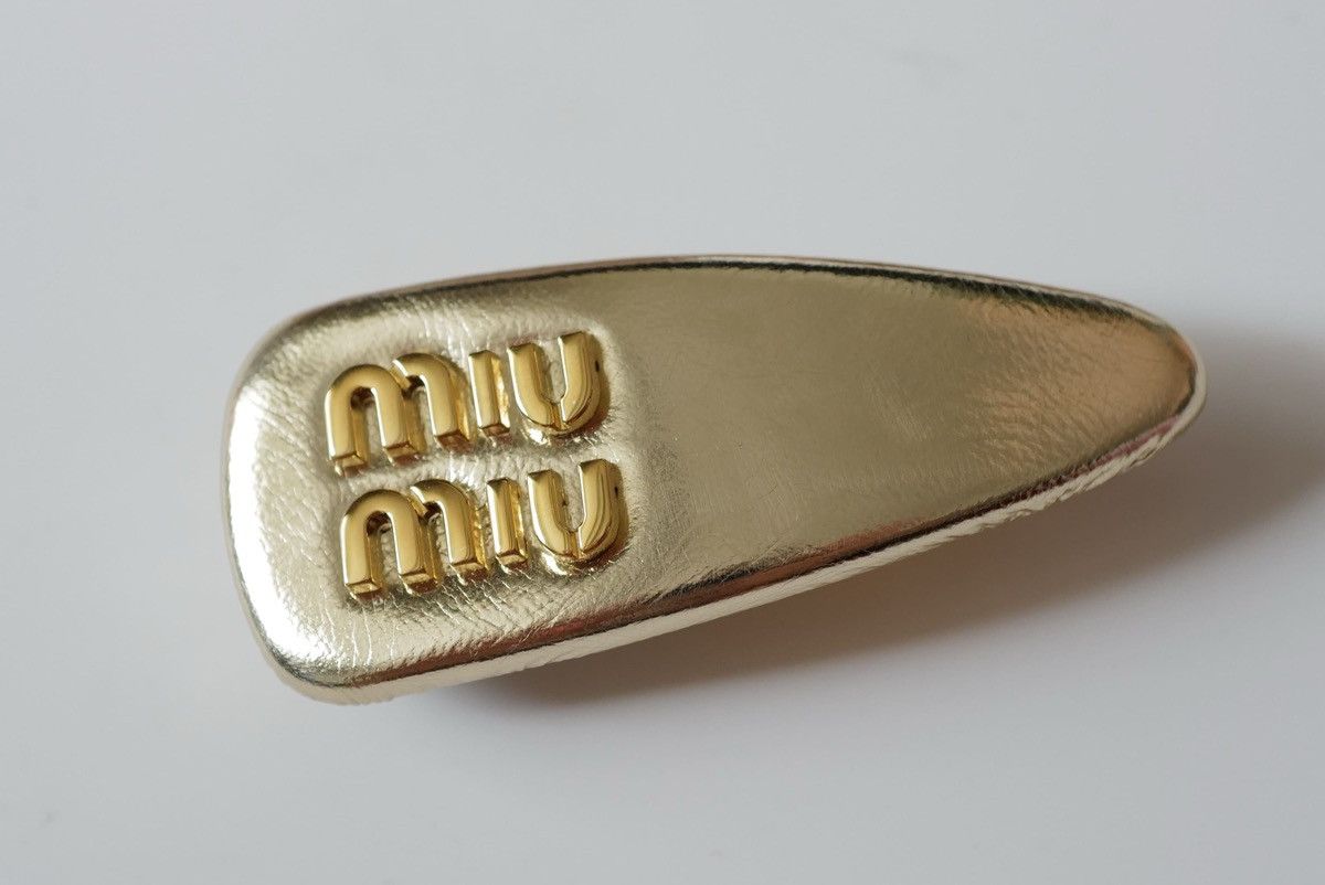 Miu Miu MIU MIU Nappa Leather Hair Clip PYRITE Size ONE SIZE - 2 Thumbnail