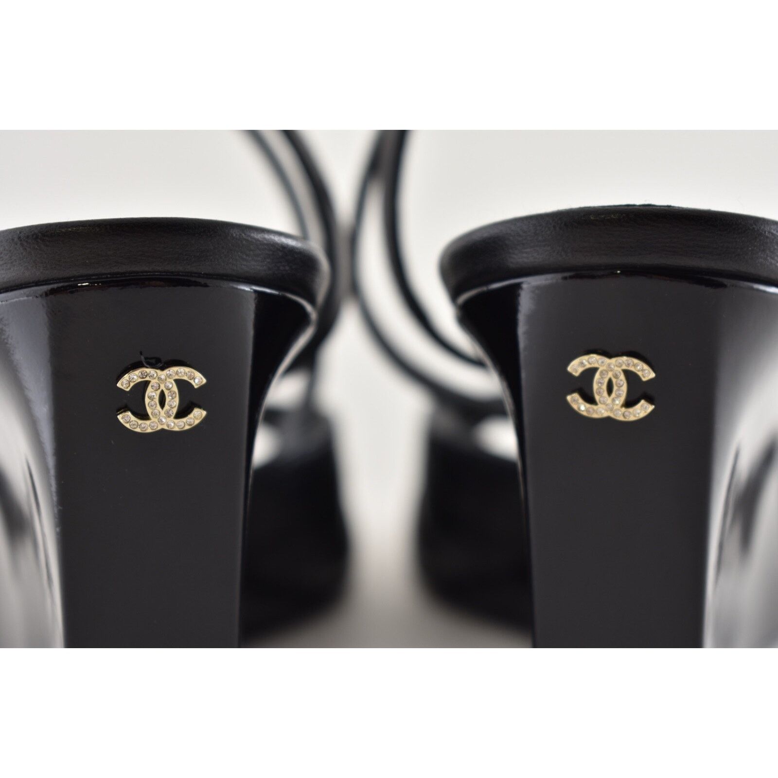 Chanel Chanel 24C Black Quilted Lambskin CC Crystal Logo Ankle Size US 8 / IT 38 - 15 Thumbnail