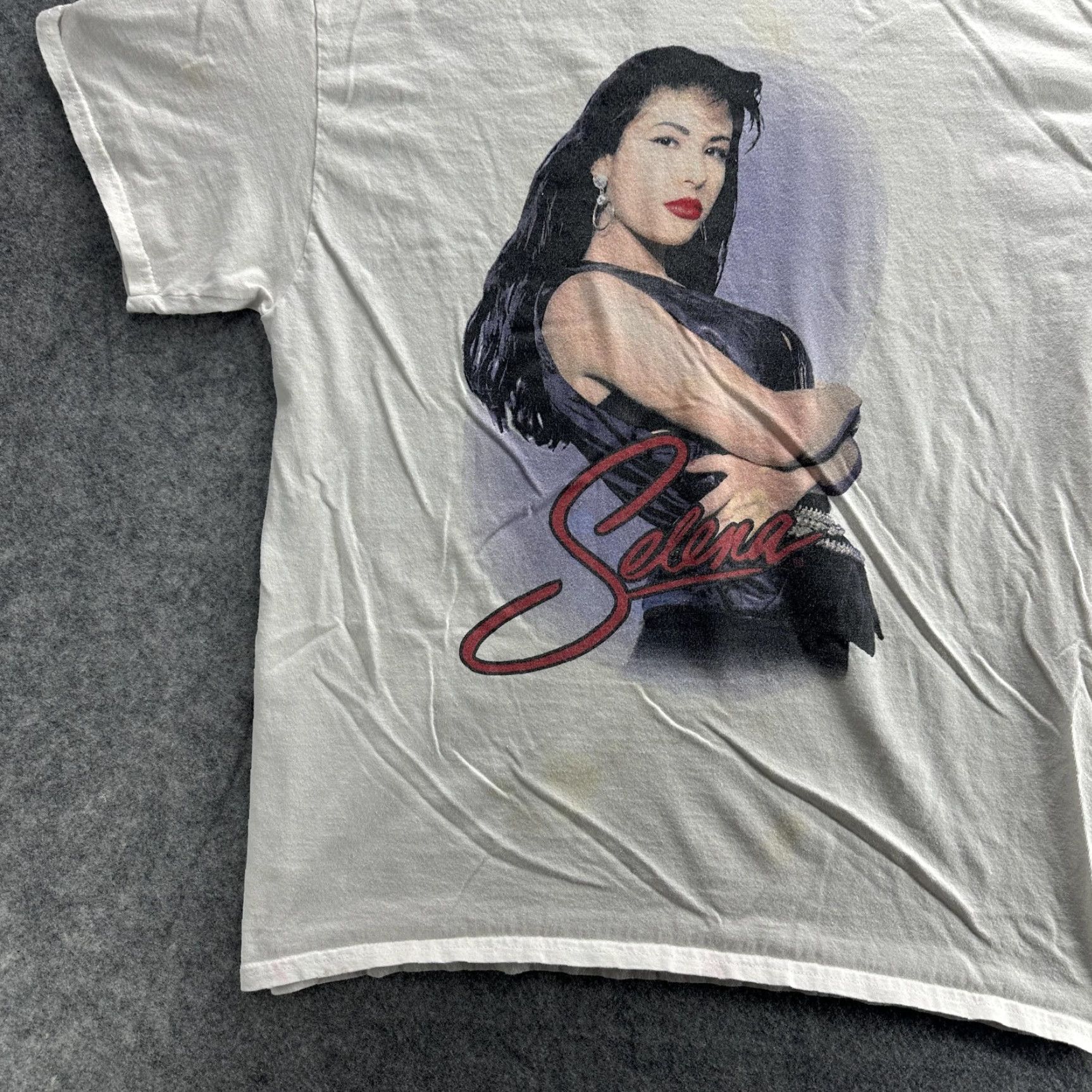 Vintage Selena Shirt Mens Large White Graphic Tee Official Merchandise Music Icon 2019 Size US L / EU 52-54 / 3 - 3 Thumbnail