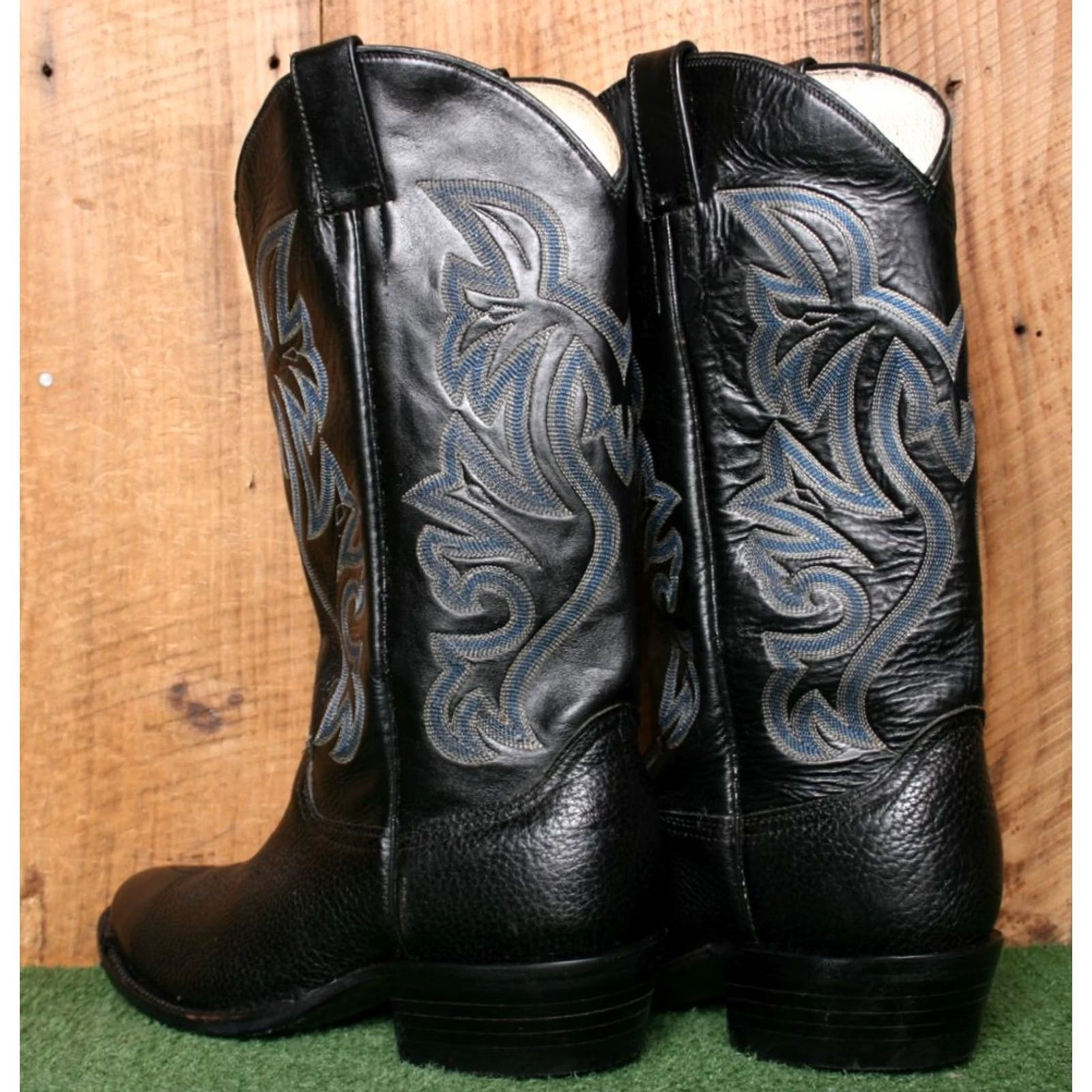 Vintage VINTAGE Cowtown Western Boots Leather Black EE Mens 7.5 SZ 7.5 Re-Soled Cowboy Boots US Made Cowboys Size US 8 / EU 41 - 3 Thumbnail