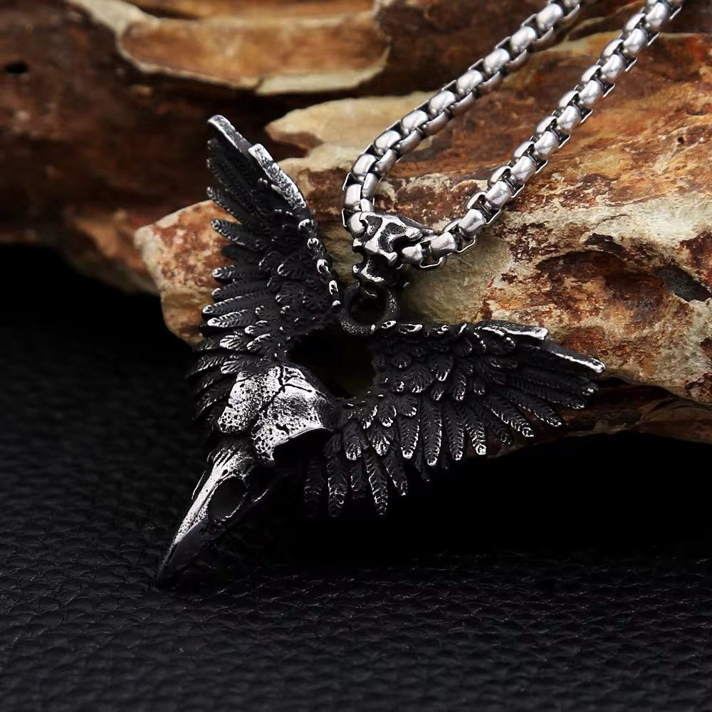 Vintage Retro Wings Crow Skull Necklace Size ONE SIZE - 3 Thumbnail