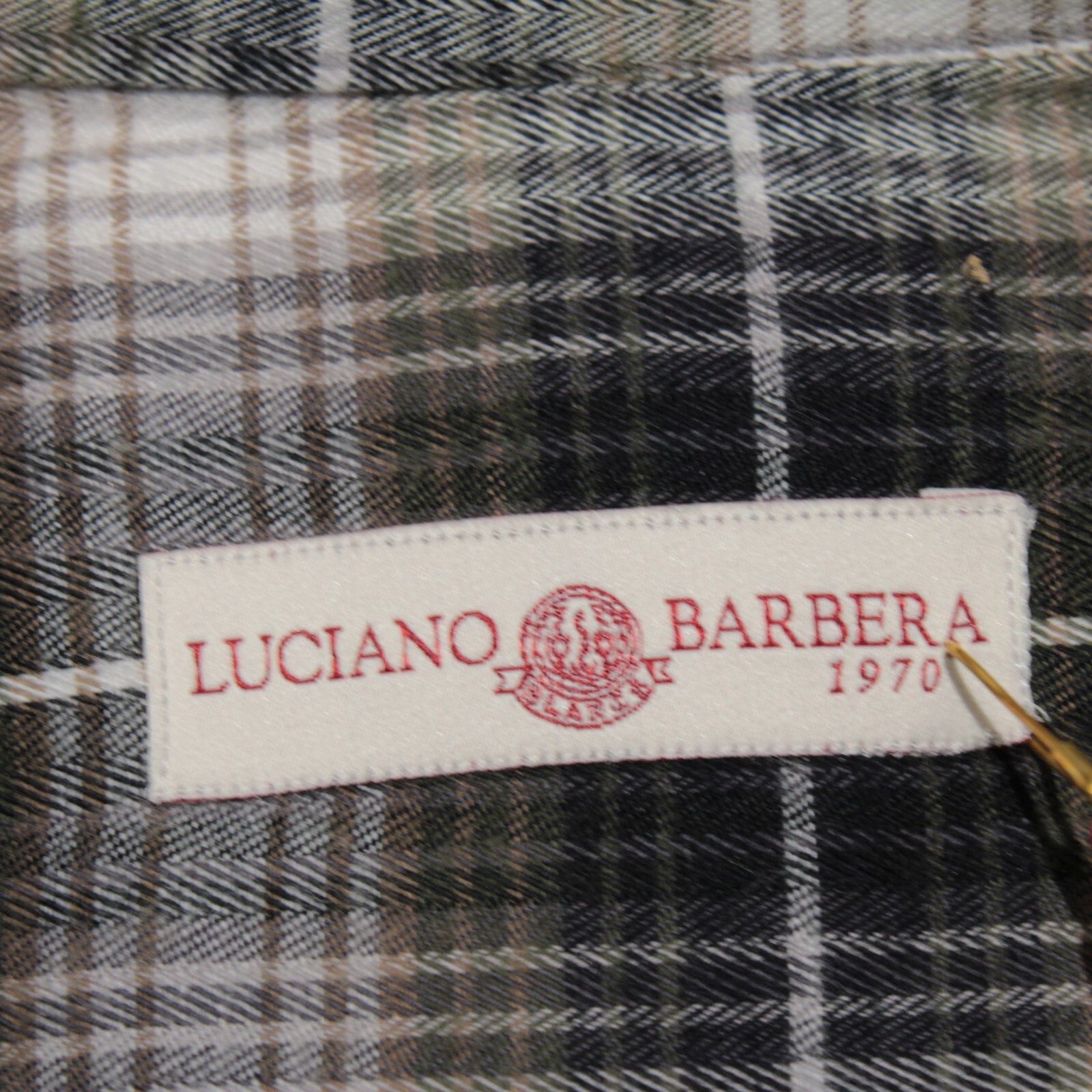 Luciano Barbera Luciano Barbera New with tags Shirt Size M US In Black Size US M / EU 48-50 / 2 - 4 Thumbnail