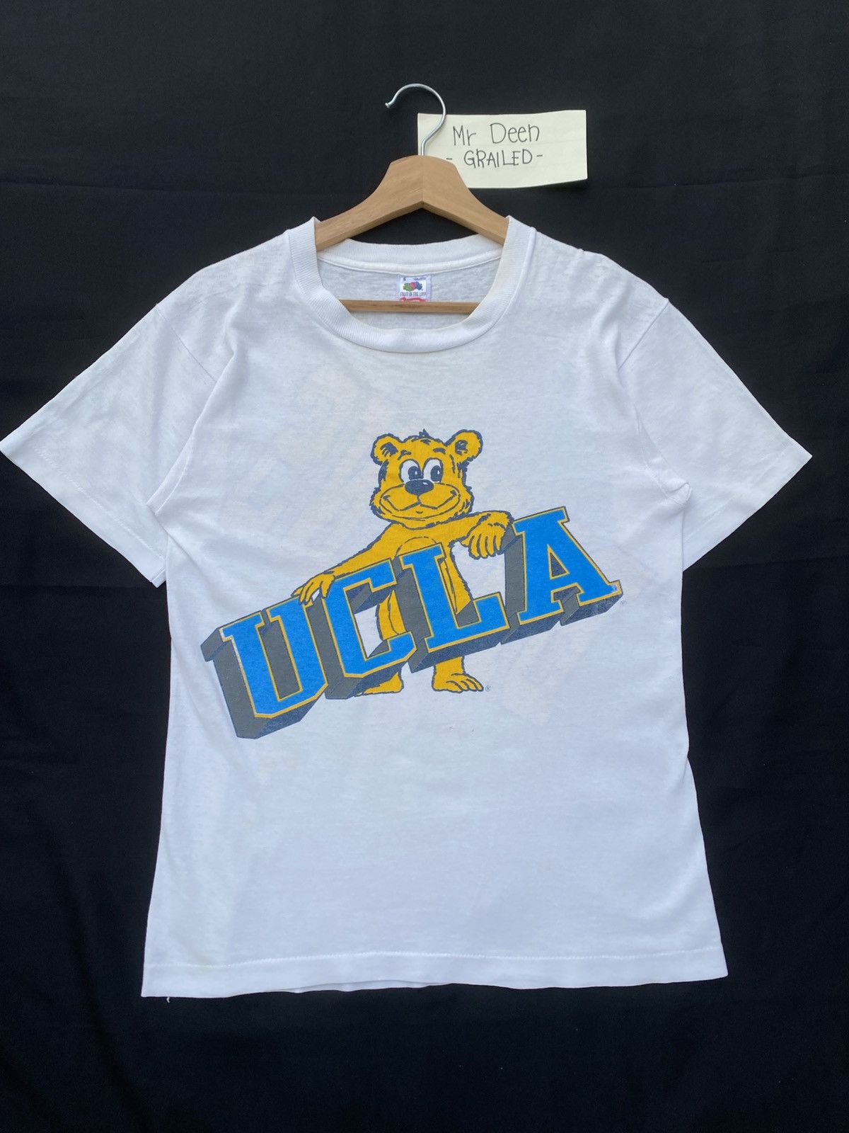 Vintage Rare Vintage 90s UCLA Bruins Spellout Tshirt Size US S / EU 44-46 / 1 - 2 Thumbnail