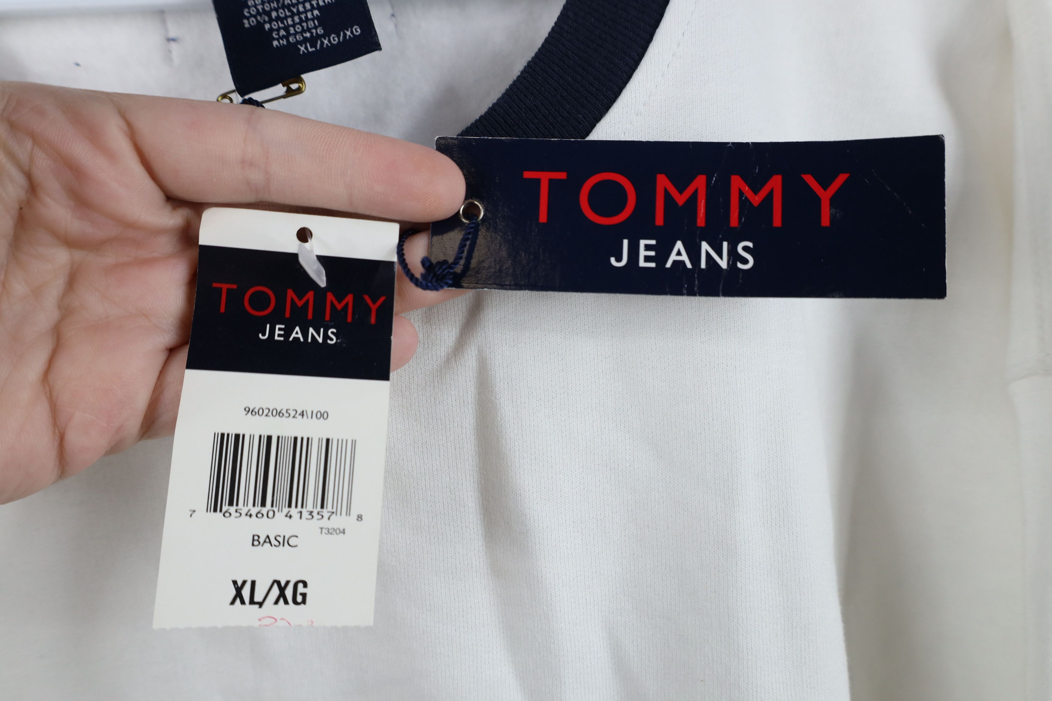 Tommy Hilfiger Deadstock Vintage 90s Tommy Hilfiger Crewneck Sweatshirt Size US XL / EU 56 / 4 - 5 Thumbnail