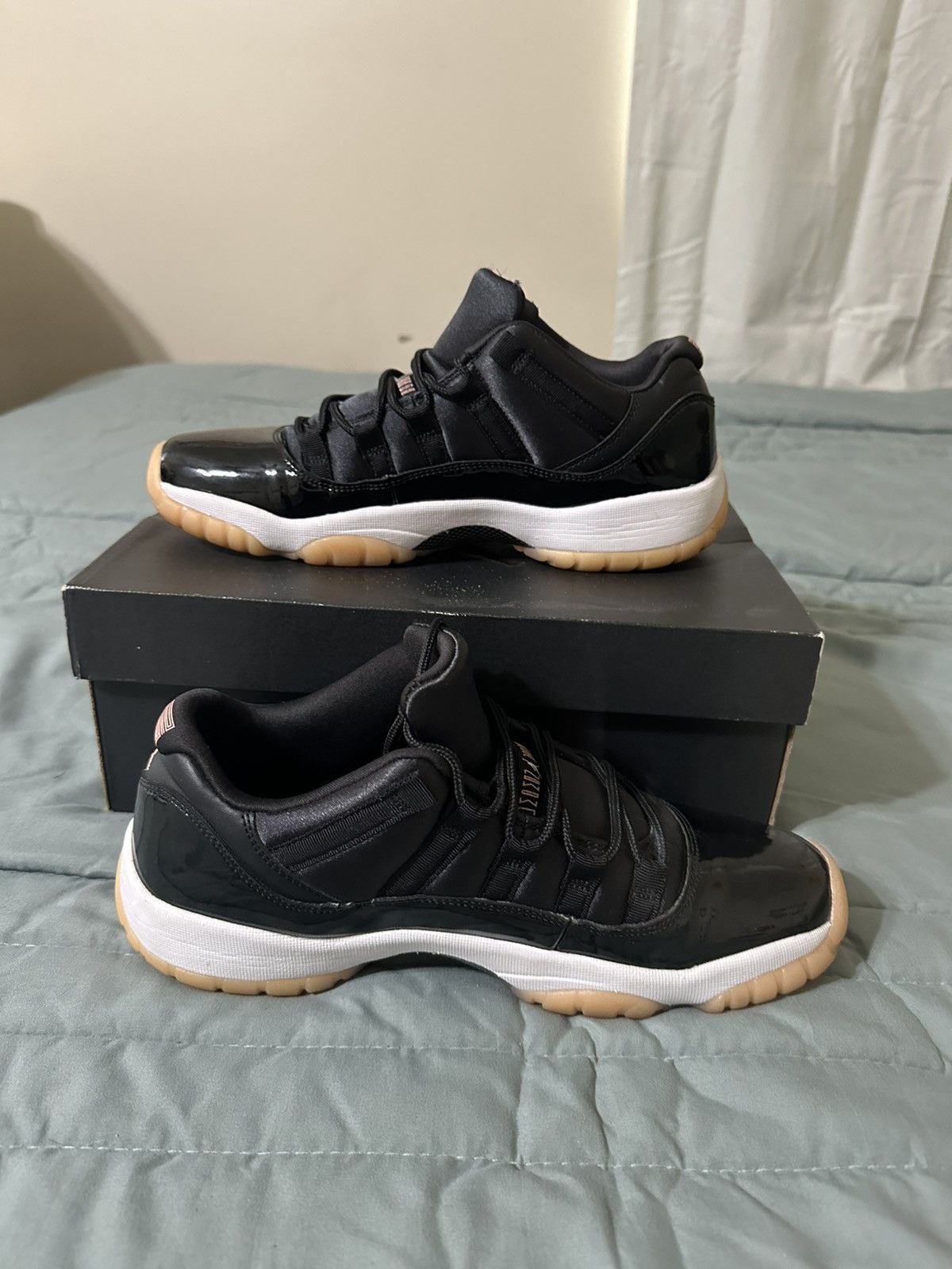 Jordan Brand Jordan 11 Low GS “Bleached Coral” Size US 8.5 / EU 41-42 - 6 Thumbnail