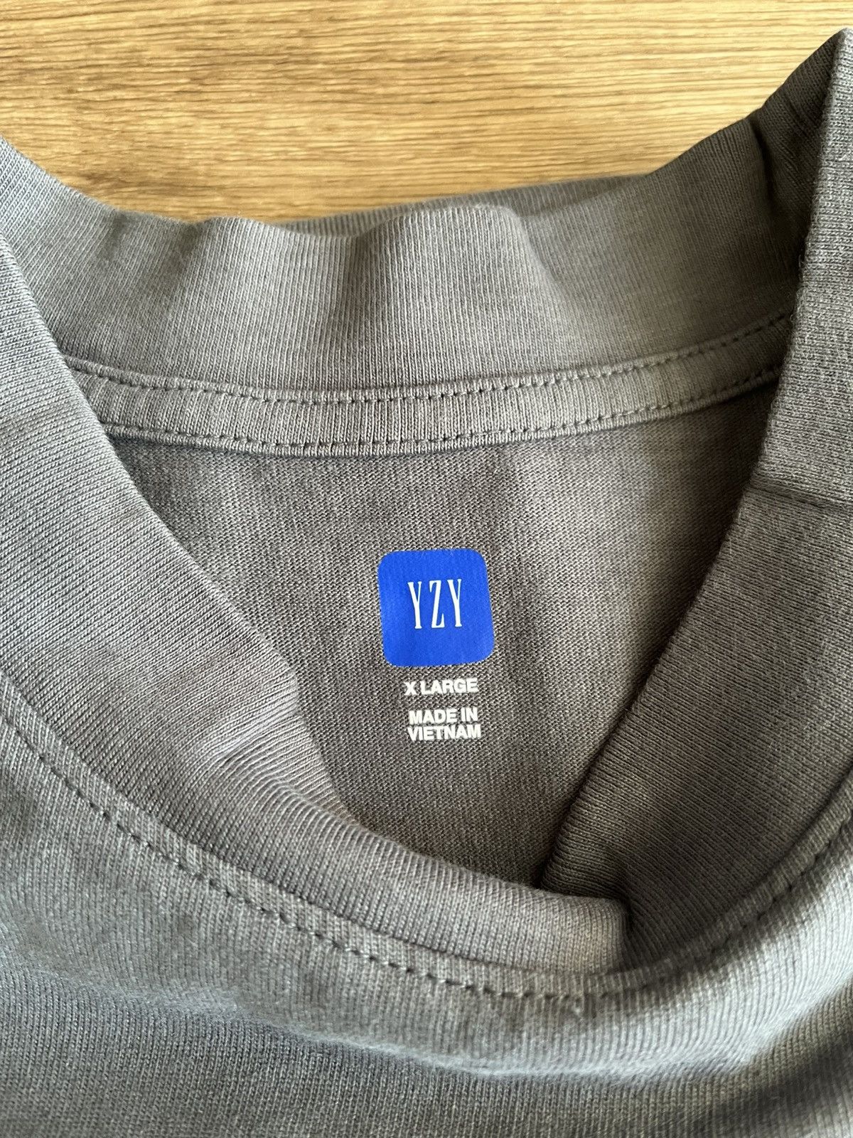 Balenciaga × Gap × Kanye West Yeezy Gap Long Sleeve T-Shirt Dark Grey Size XL (Exclusive) Size US XL / EU 56 / 4 - 4 Thumbnail